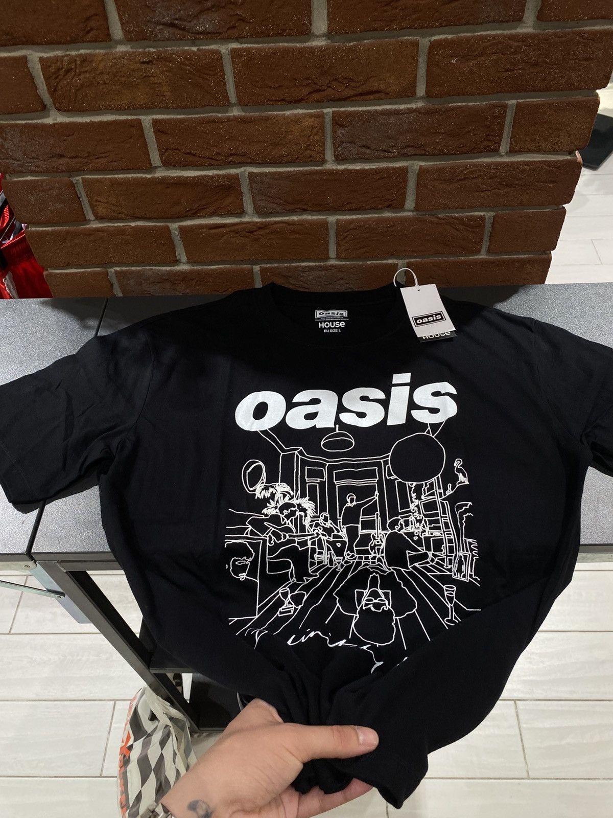 Band Tees Oasis exclusive 2025 t-shirt NEW! Collection Size US L / EU 52-54 / 3 - 1 Thumbnail
