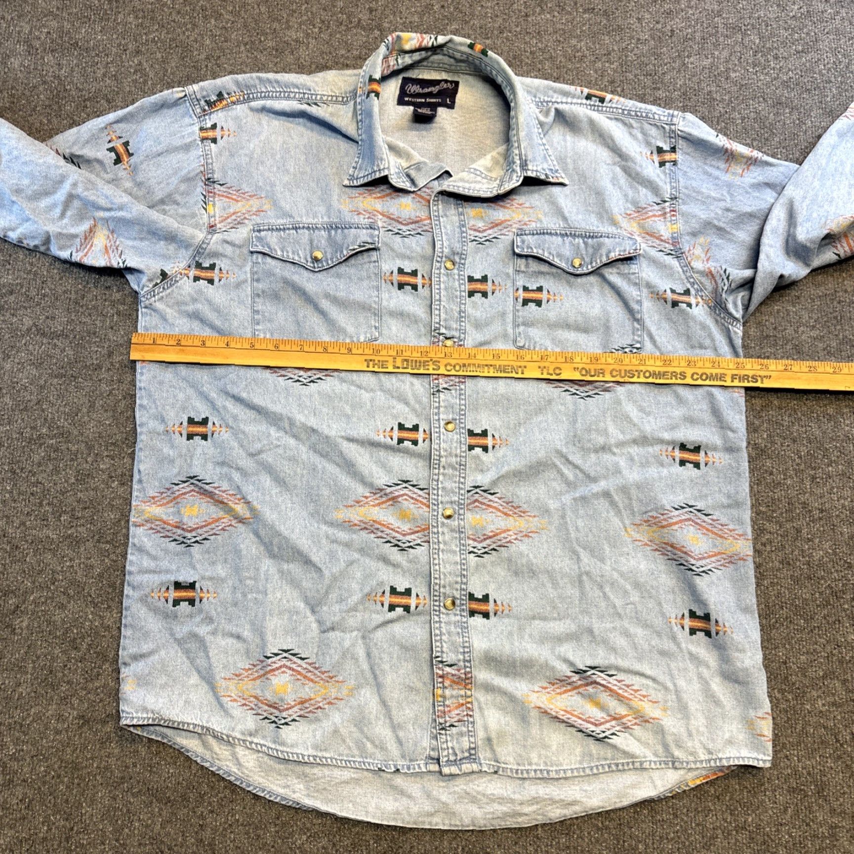 Wrangler VINTAGE Wrangler Denim Jacket Aztec Geometric Print Mens L Blue Snap Button Jacket Size US L / EU 52-54 / 3 - 4 Thumbnail