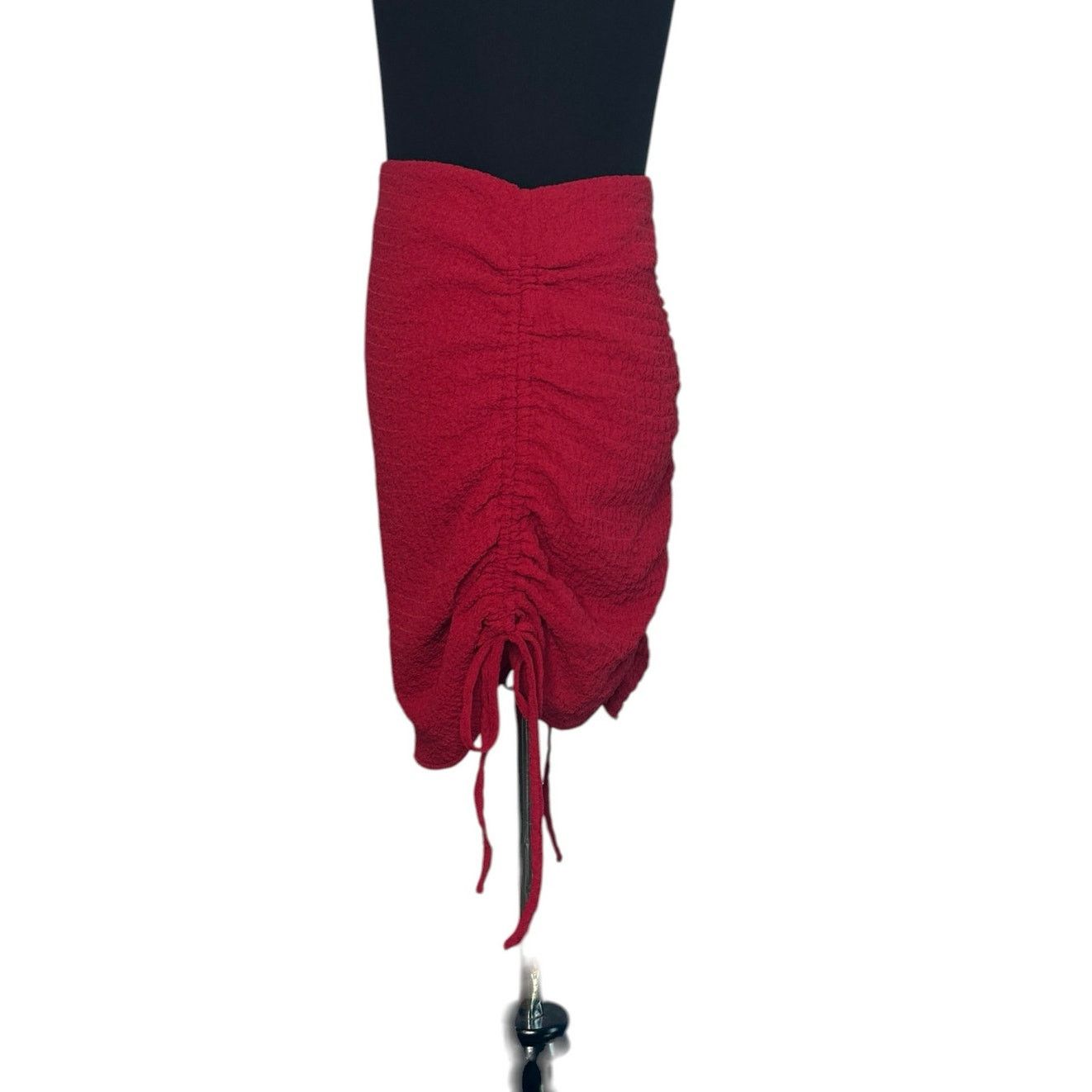 Anthropologie Le Lis red ruched mini skirt size M Size 30" / US 8 / IT 44 - 6 Thumbnail