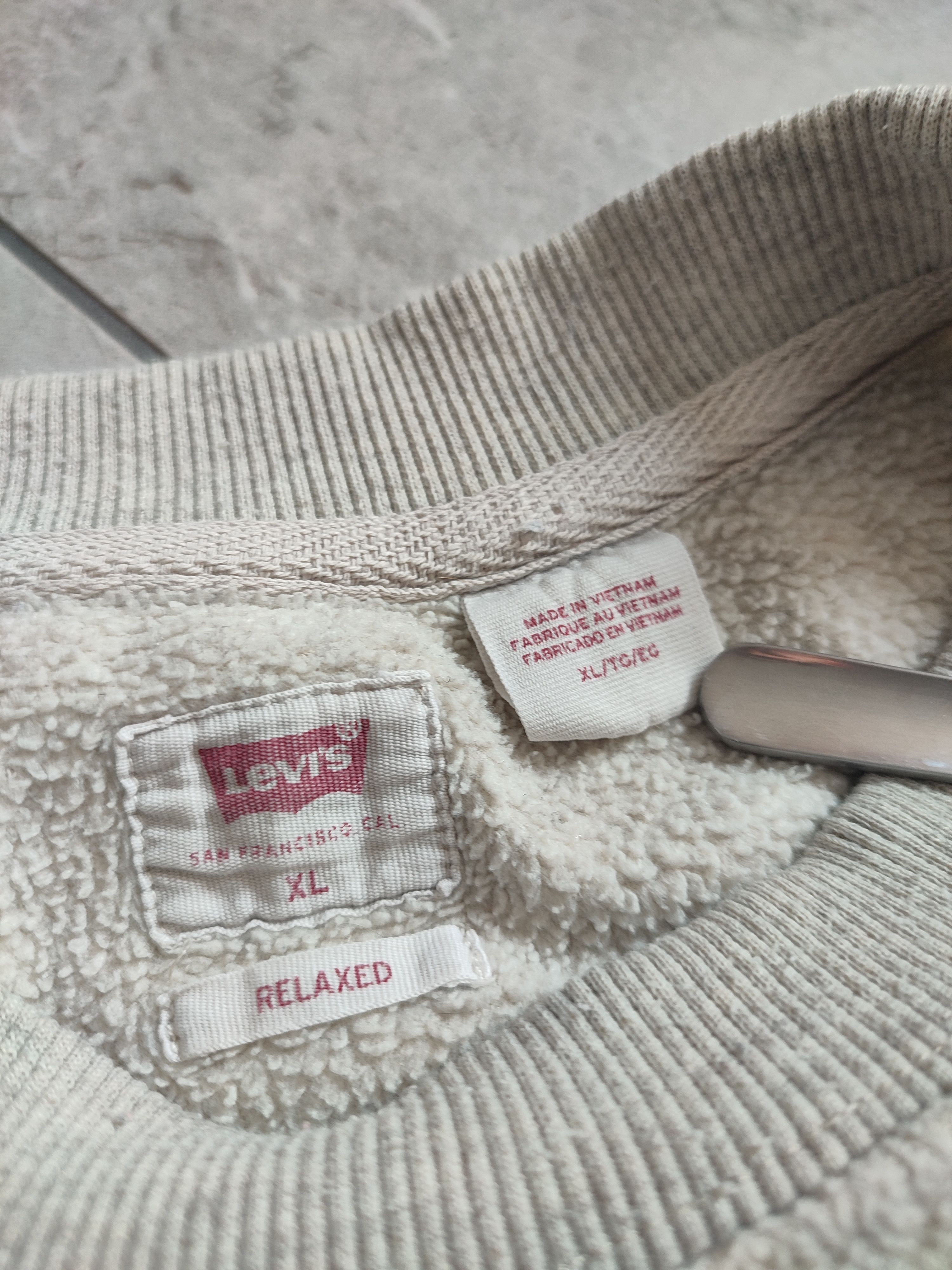 Levi's Vintage Men's teddy sweatshirt Levi's Relaxed pullover Size US XL / EU 56 / 4 - 7 Thumbnail