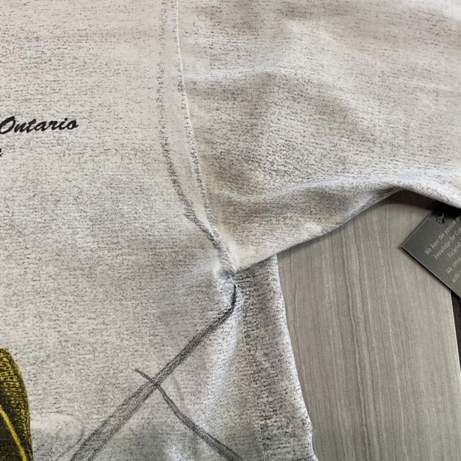 Fruit Of The Loom Vintage Armstrong Ontario Canada Bass Graphic T-Shirt Size US XL / EU 56 / 4 - 5 Thumbnail