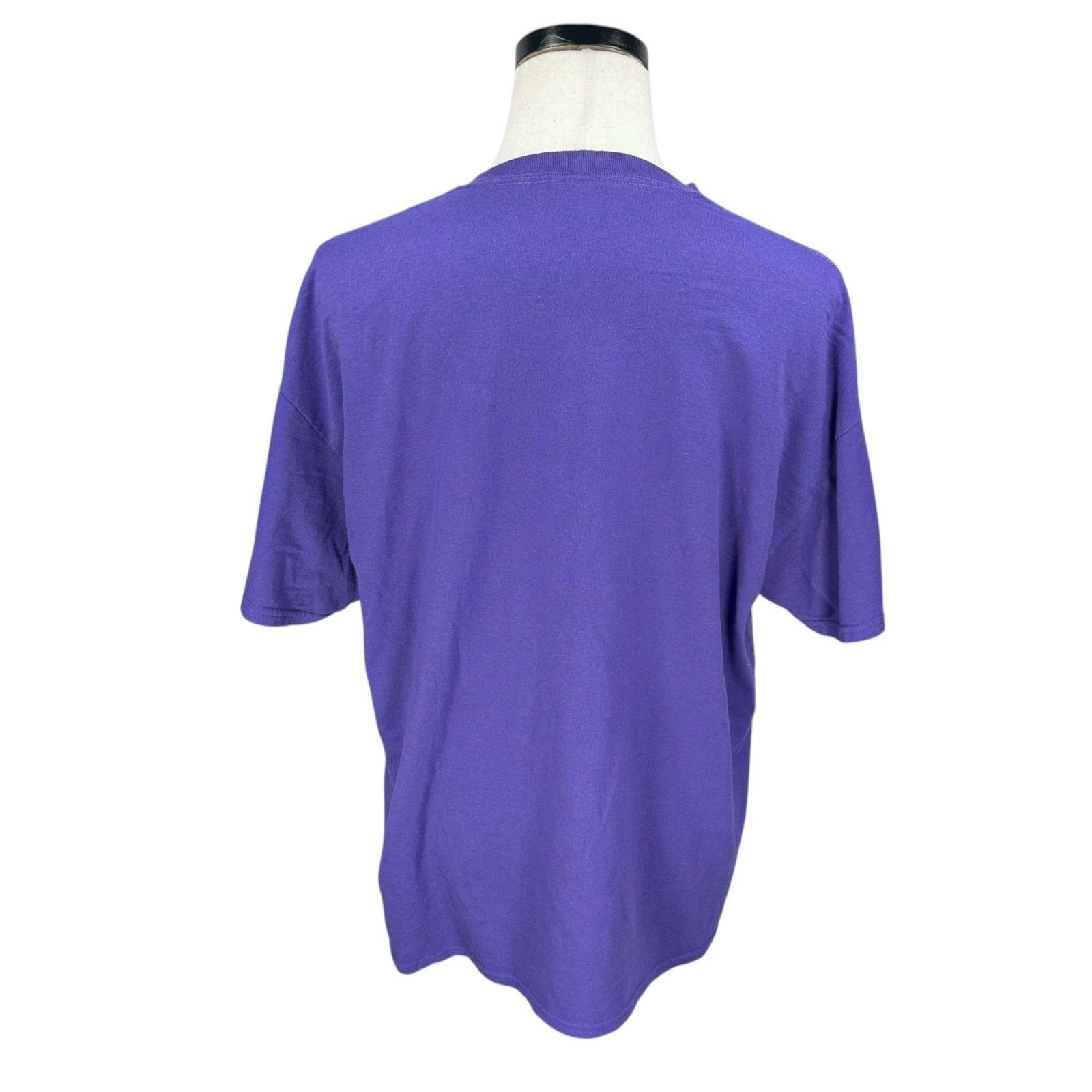 Gildan Vintage Macho Man Randy Savage T-Shirt Men’s XL Purple Size US XL / EU 56 / 4 - 5 Thumbnail
