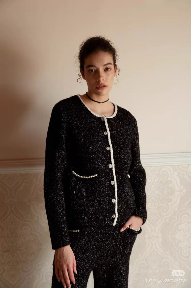 Chanel Chanel Long-sleeved knitted cardigan with white edge coat Size XXS / US 00 / IT 34 - 8 Thumbnail