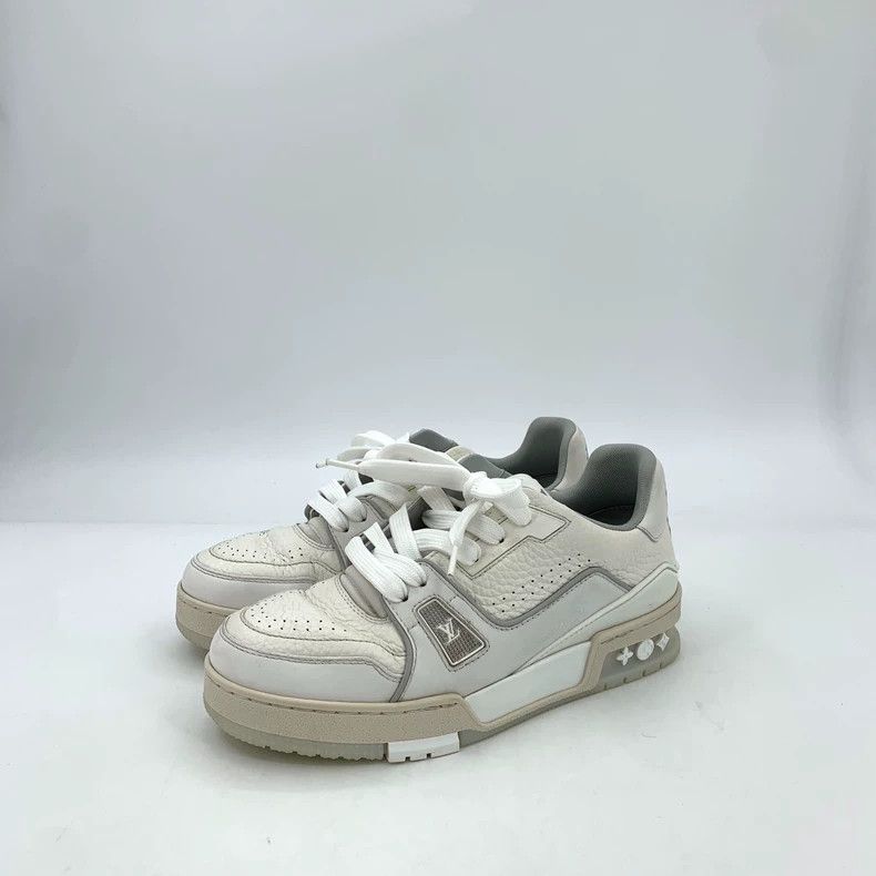 Louis Vuitton Louis Vuitton White round toe lace-up casual board shoes a Size US 5.5 / IT 35.5 - 1 Thumbnail
