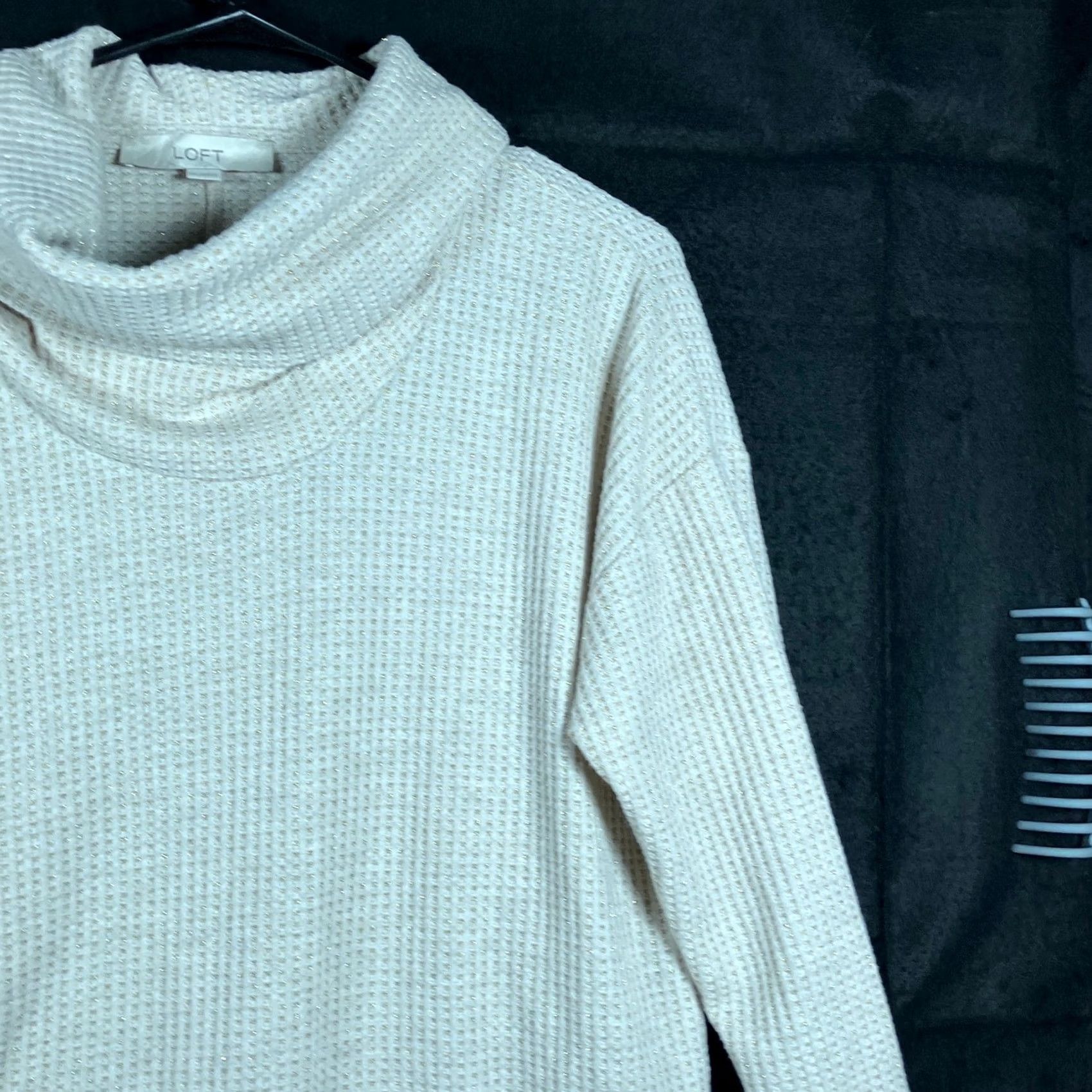 Loft VINTAGE Loft Womens Sweater Tan Shimmer Waffle Cowl Neck Pullover Tunic Small Size S / US 4 / IT 40 - 5 Thumbnail
