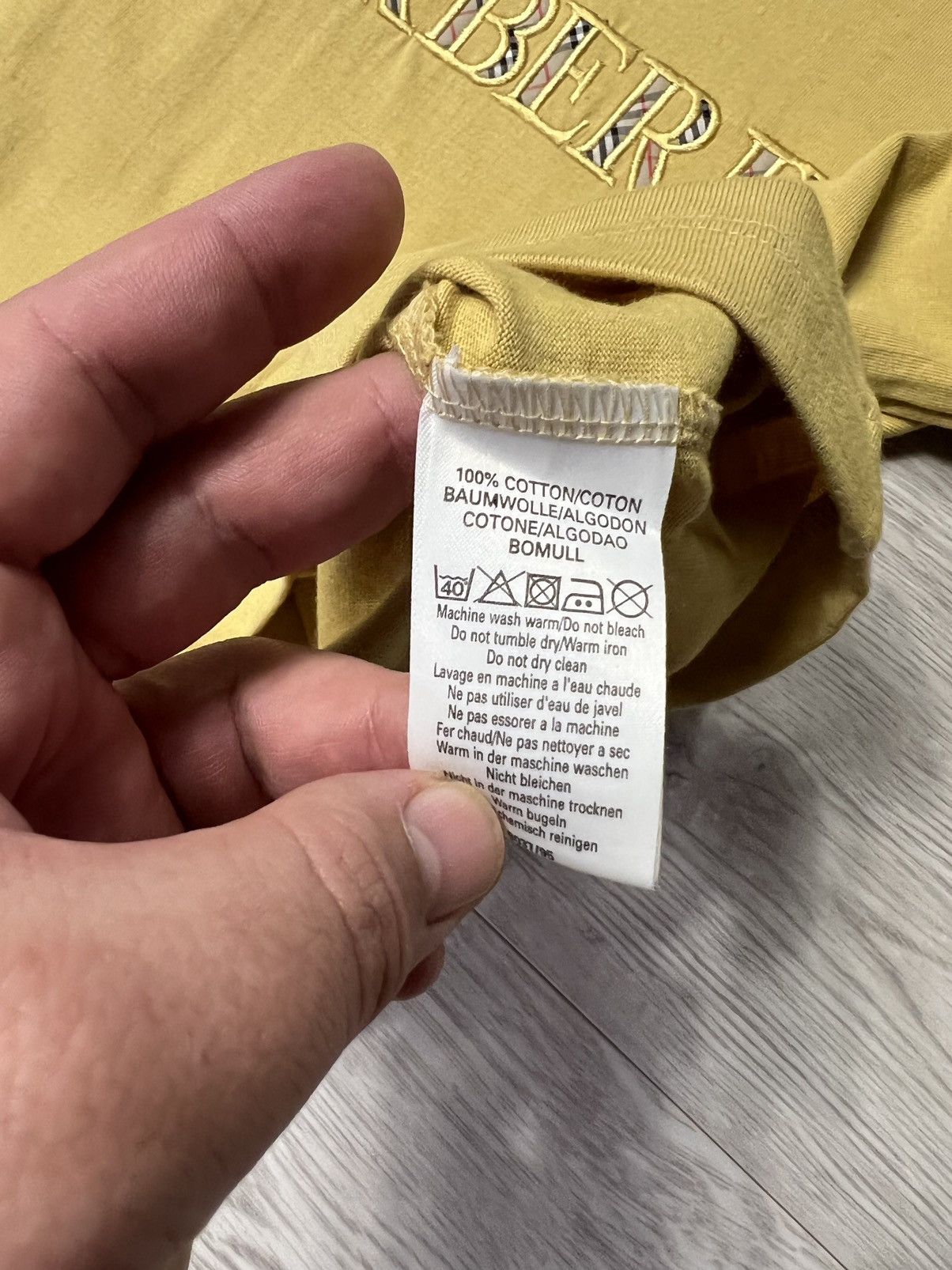 Burberry Rare Vintage Burberrys Oversized Tee Big Embroidered Logo Size US L / EU 52-54 / 3 - 7 Thumbnail