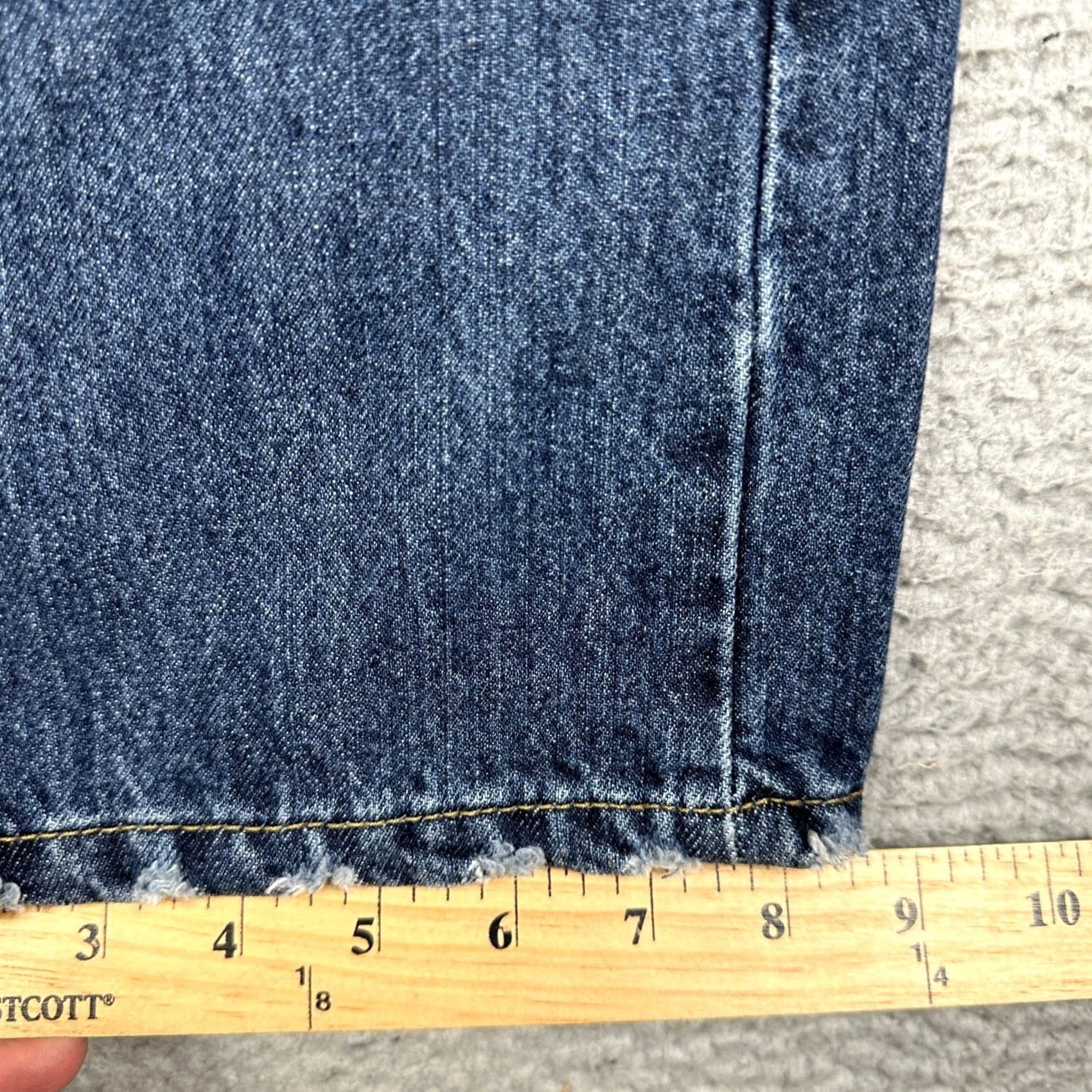 Diesel Diesel Jeans Mens 36 Blue Straight Leg Washed 5 Pocket Casual Made In Italy EUC Size US 36 / EU 52 - 7 Thumbnail