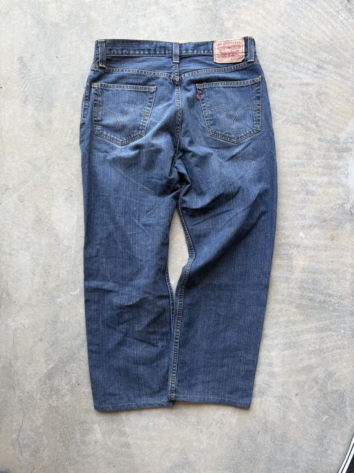 Levi's × Vintage Levi’s Vintage 550 Jeans 33x30 Size US 33 - 2 Thumbnail