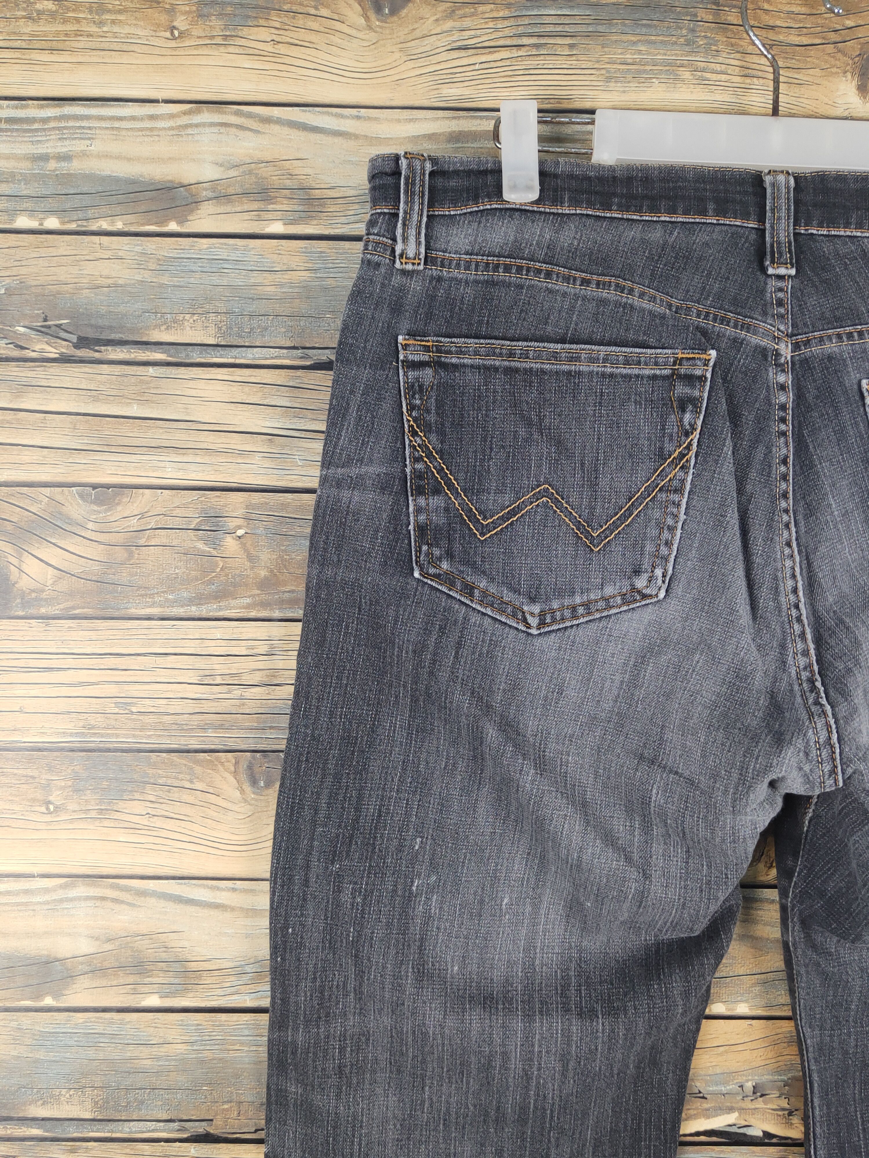 Edwin Edwin Black Distressed Ripped Jeans #W1322 Size US 35 - 10 Thumbnail