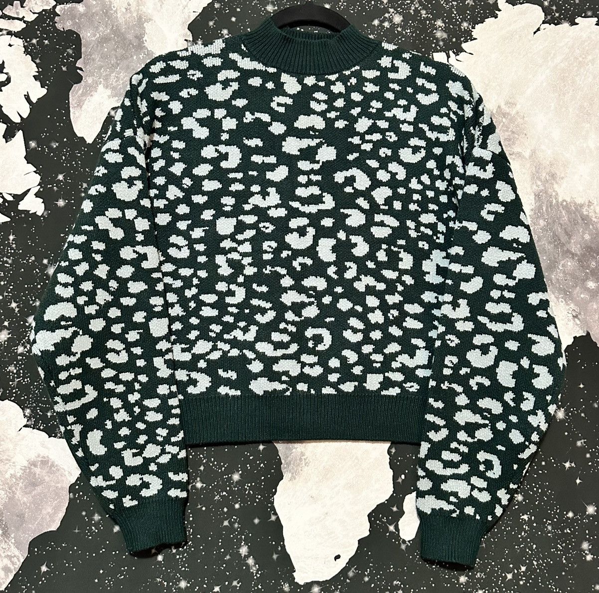 Forever 21 Forever 21+ Animal Leopard sweater Size XXL / US 16-18 / IT 52-54 - 1 Thumbnail