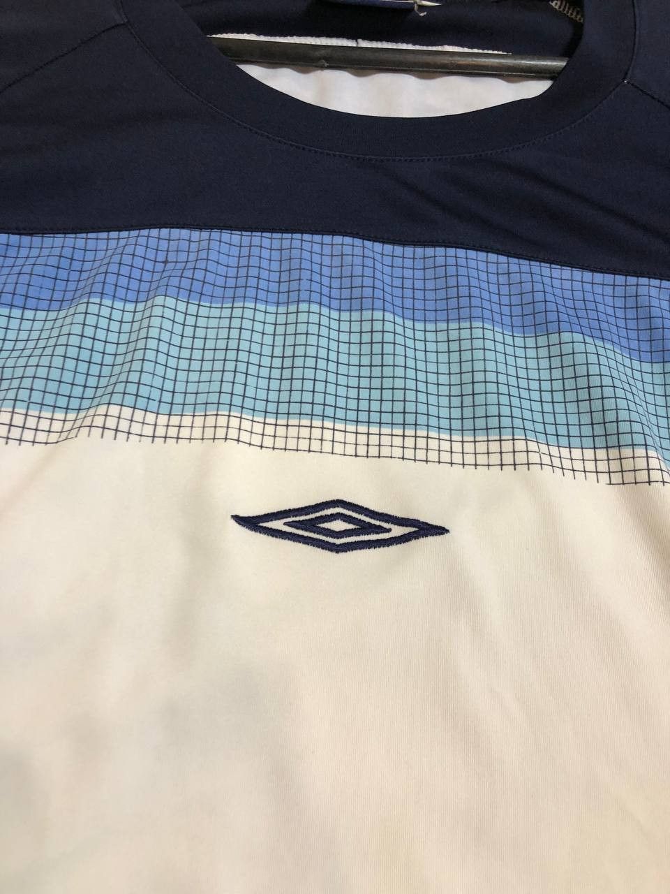 Umbro Umbro Vintage 00s Center Logo Tee Blokecore streetwear Size US XL / EU 56 / 4 - 9 Thumbnail