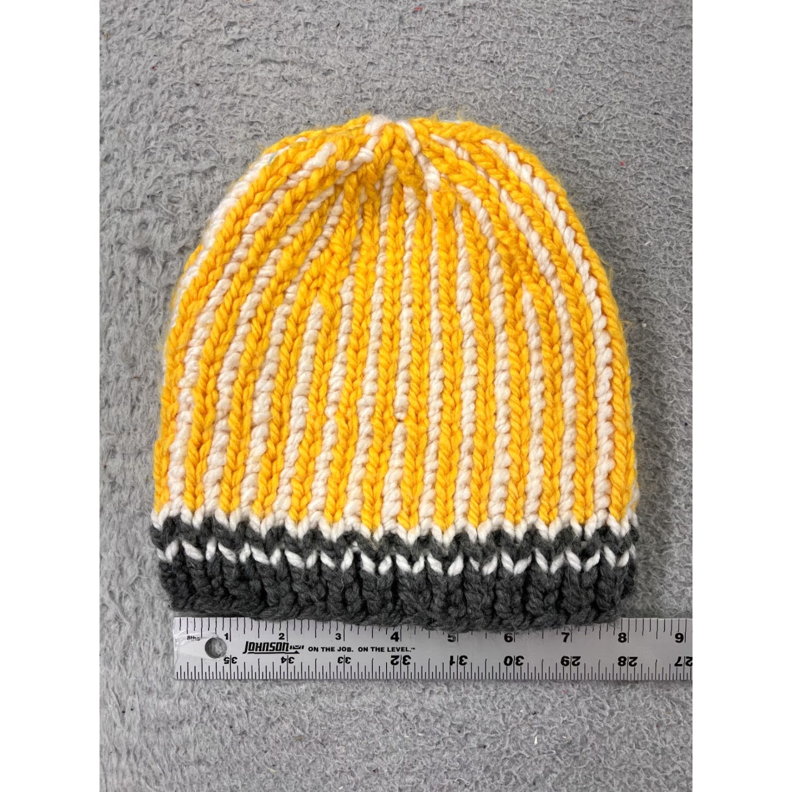 Vintage Handmade Beanie Toque Womens One Size Orange Gray Stripe Knit Acrylic Outdoors Size ONE SIZE - 3 Thumbnail