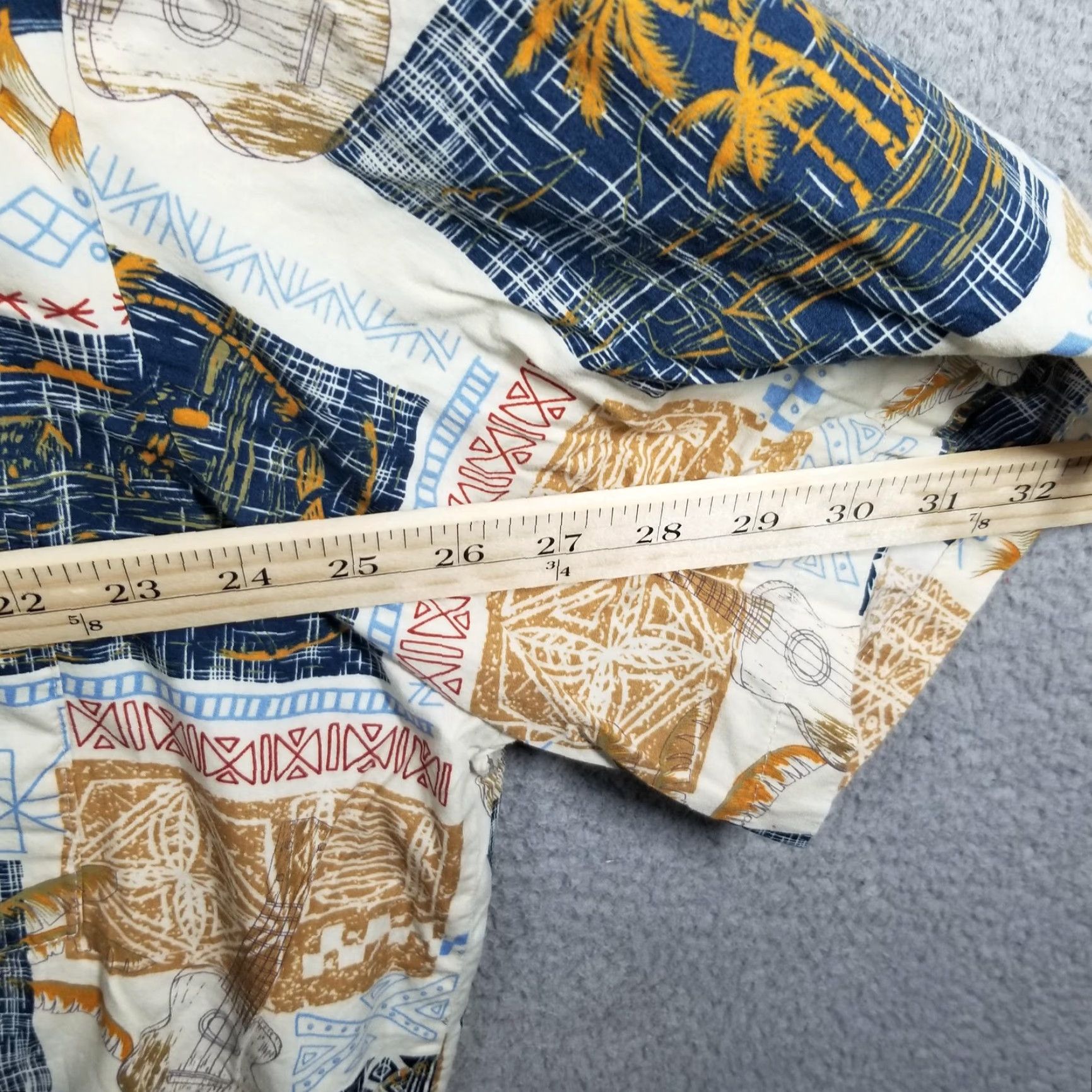Vintage VINTAGE Royal Creations Shirt Mens 2XL Hawaiian Cotton Graphic Print Short Sleeve Button-Up Casual Travel Men's Size US XXL / EU 58 / 5 - 6 Thumbnail
