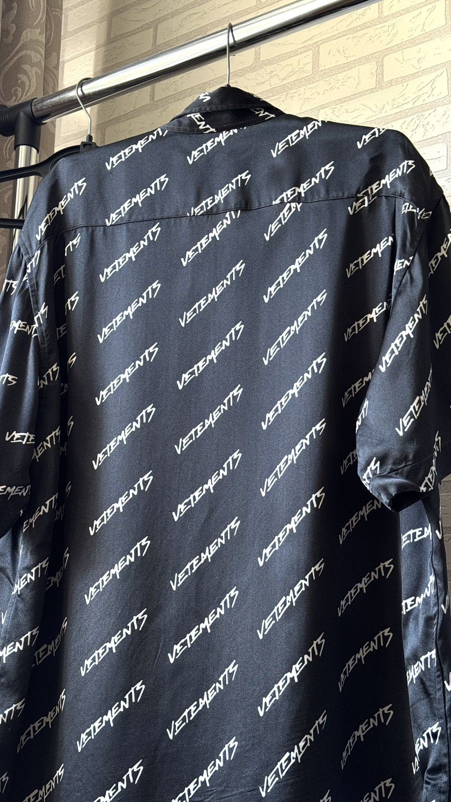 Vetements VETEMENTS MONOGRAM SHIRT Size US S / EU 44-46 / 1 - 3 Thumbnail