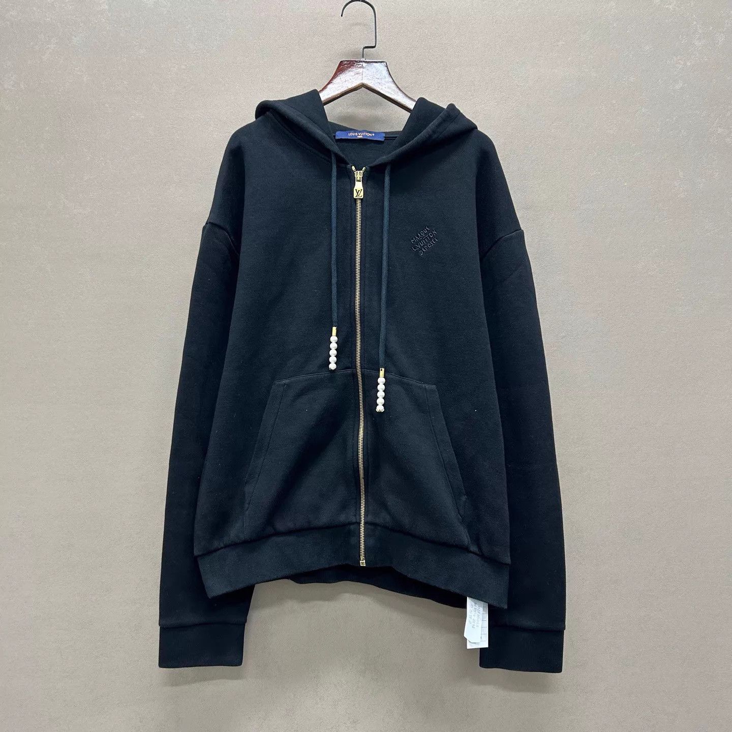 Louis Vuitton Louis Vuitton Pharrell Pearl Zipper Black Jacket L new Size L / US 10 / IT 46 - 1 Thumbnail