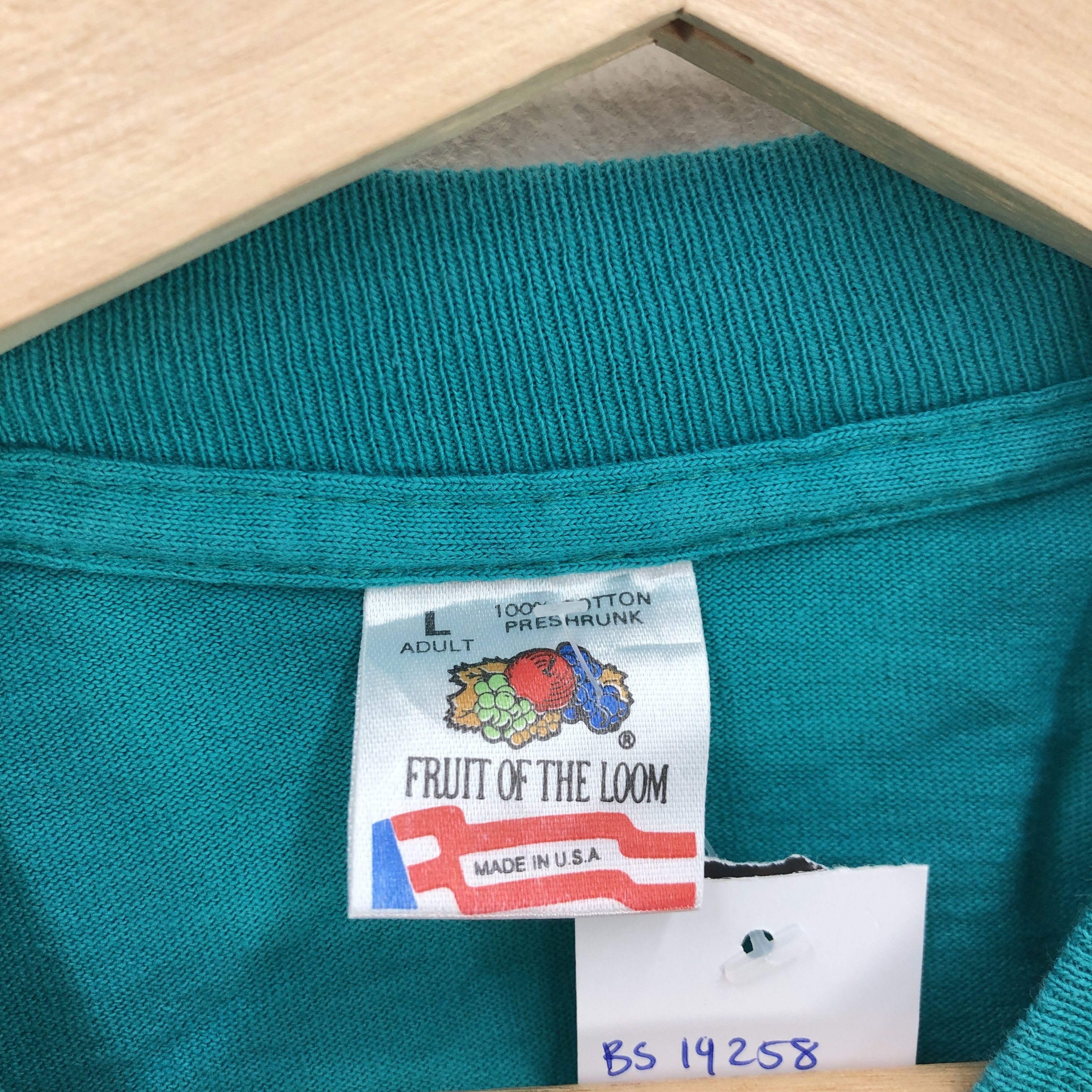 Vintage Vintage 90s Novelty T Shirt Summer's Back Crewneck Tees Size US M / EU 48-50 / 2 - 4 Thumbnail