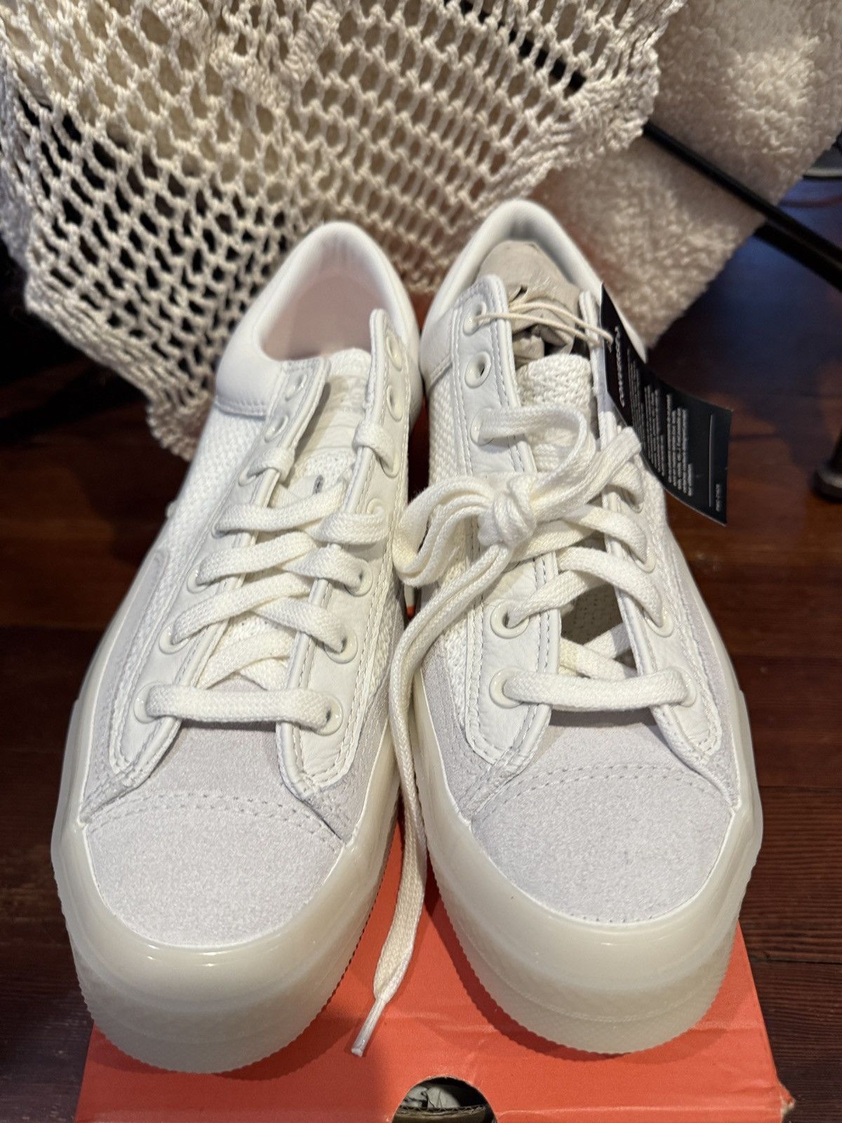 Converse Converse Shoes (Brand New) Size US 10.5 / EU 43-44 - 1 Thumbnail