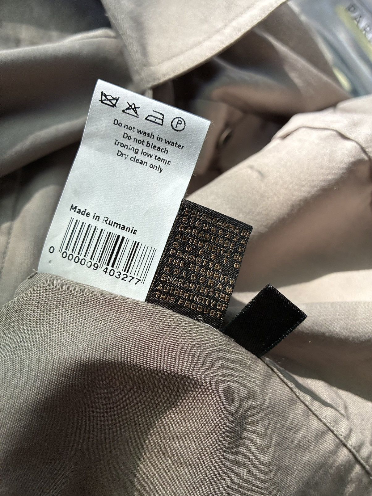 Roberto Cavalli Roberto Cavalli Silk Snap Button Military Shirt Size US M / EU 48-50 / 2 - 22 Thumbnail