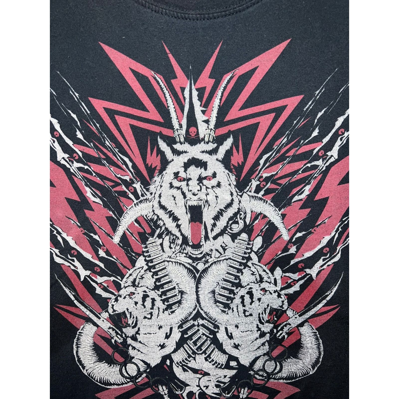 Marc Ecko Y2K Marc Ecko Shirt Cut & Sew Tiger Graphic Black Tee 2XL Size US XXL / EU 58 / 5 - 3 Thumbnail