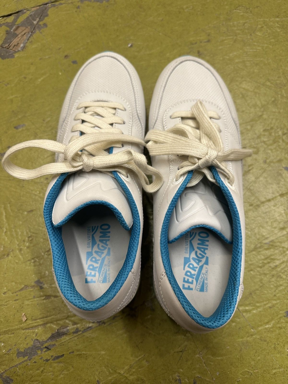 Salvatore Ferragamo Ferragamo Tower Light Grey Leather Sneakers, with blue trim Size US 8.5 / EU 41-42 - 8 Thumbnail