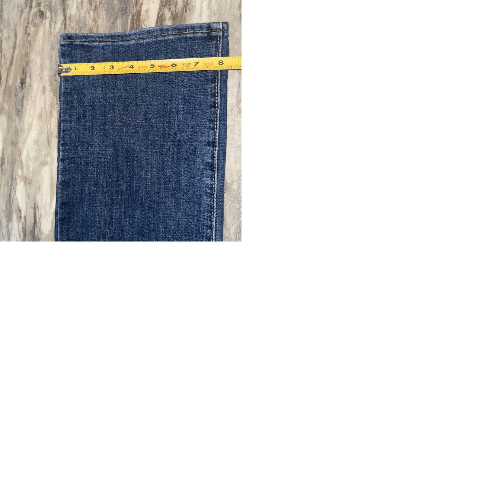 Denime VINTAGE Levi’s Levi Strauss Classic Straight Womens Jeans 18W Medium Wash Denim Jeans 5-Pocket High Rise Button Zip Plus Size Womens Size 40" / US 18 - 9 Thumbnail
