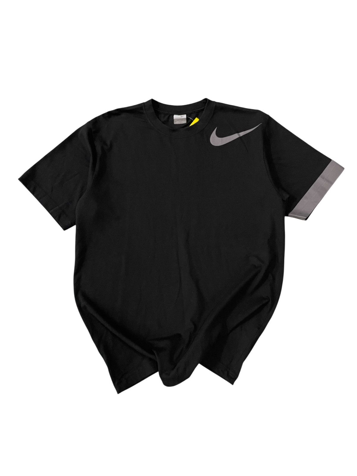 Nike Vintage Nike MMIV 2004 Shirt Y2k Size US L / EU 52-54 / 3 - 1 Thumbnail