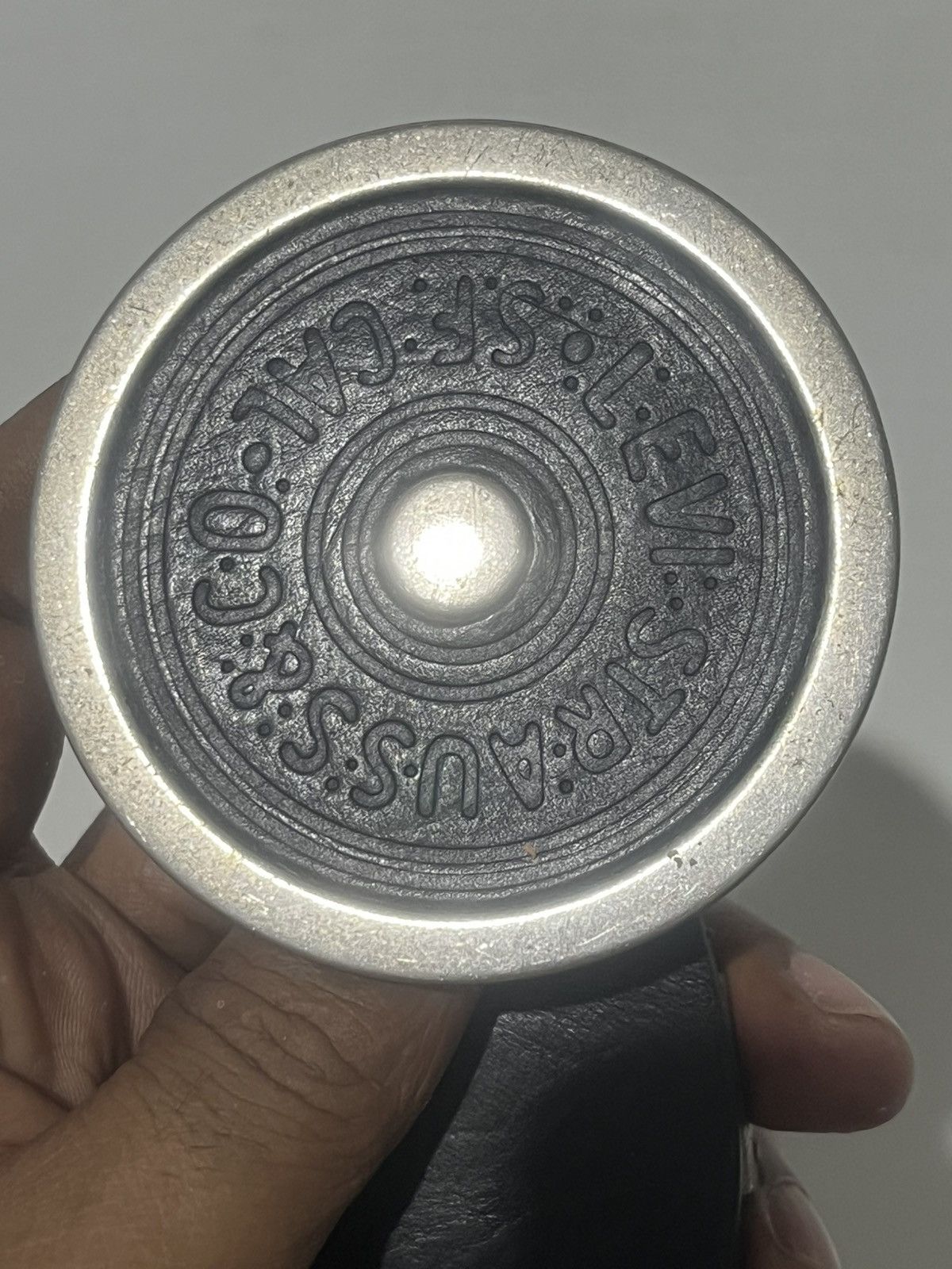 Levi's Vintage Clothing Levis Vintage Belt Round Buckle Size 32 - 10 Thumbnail