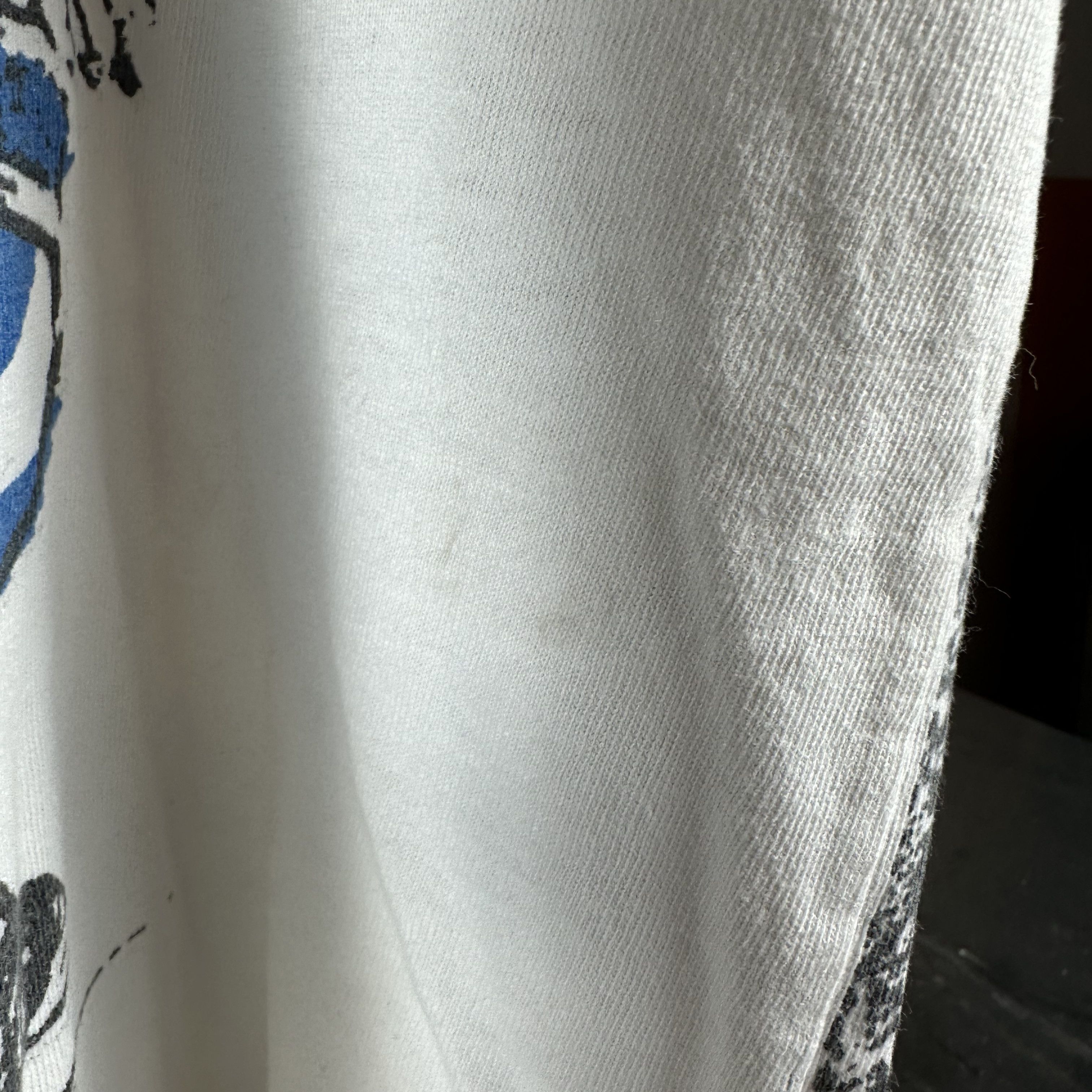 Vintage ​90s Toronto Maple Leafs All Over Print NHL AOP XL T-shirt Size US XL / EU 56 / 4 - 12 Thumbnail