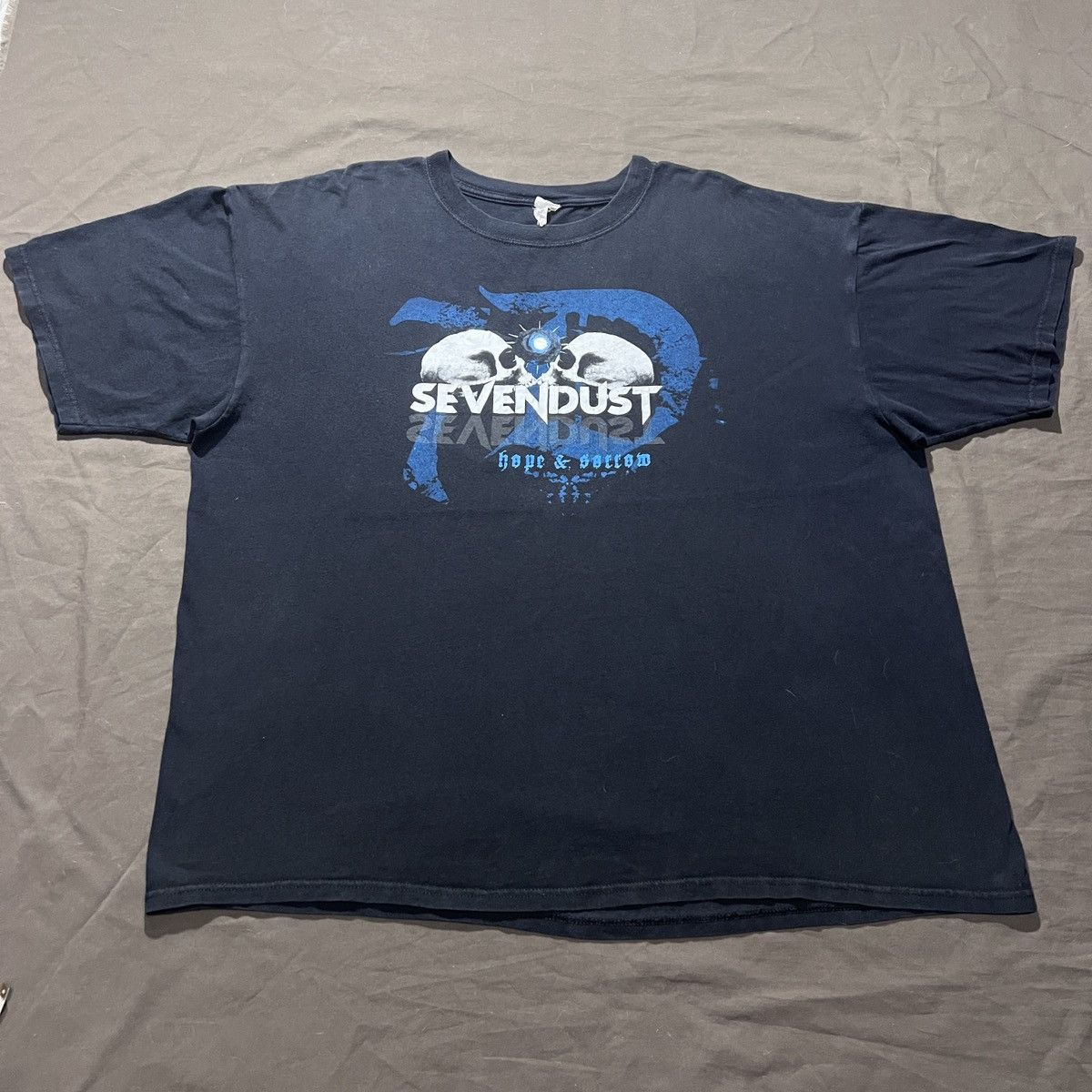 Band Tees Vintage Y2K Sevendust Nu metal Promo Tour Tee 2XL oversized Size US XXL / EU 58 / 5 - 5 Thumbnail