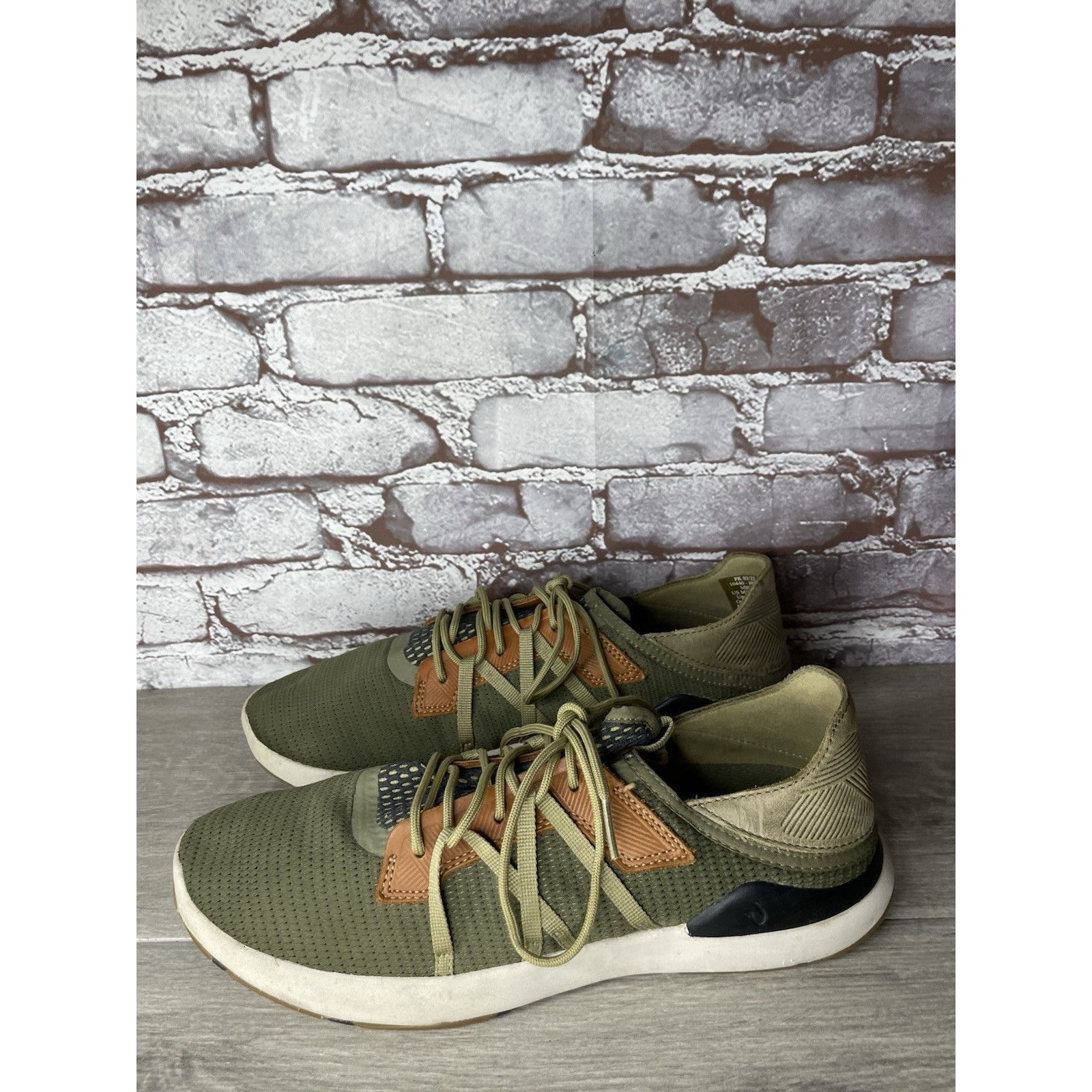 Olukai Olukai Mio Li Green Synthetic Brown Lace Up Sneaker Shoes Me Size US 11 / EU 44 - 18 Thumbnail