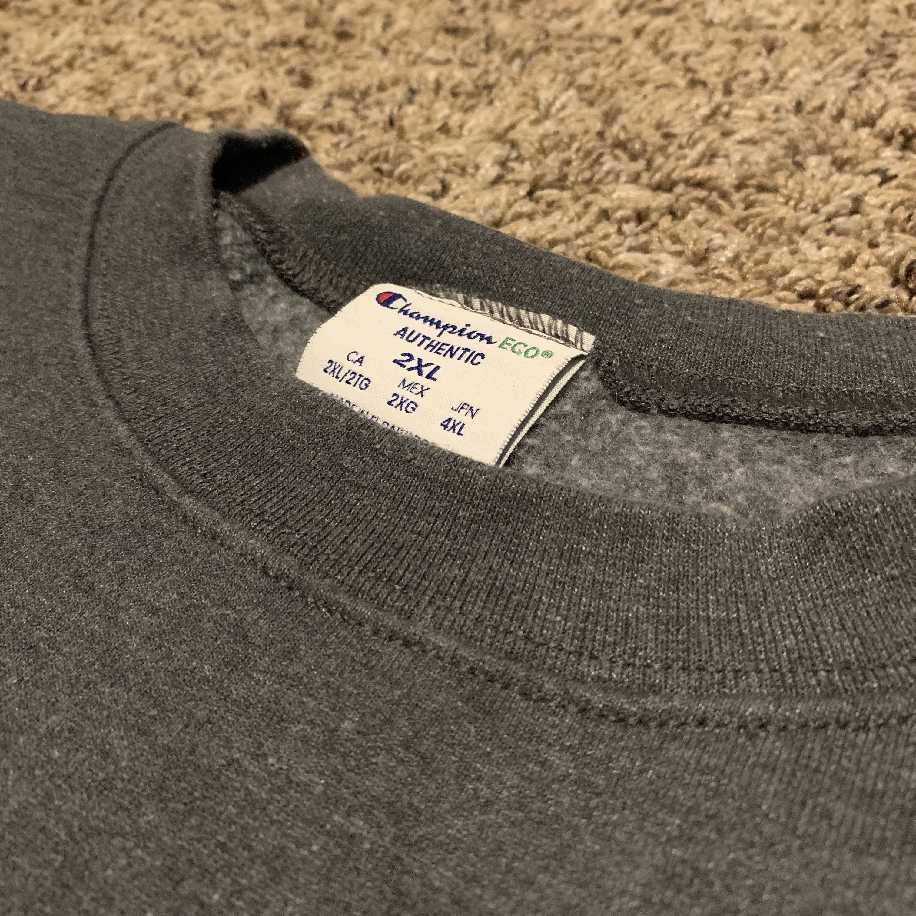 Champion VINTAGE CHAMPION BLANK SWEATSHIRT Size US XXL / EU 58 / 5 - 2 Thumbnail