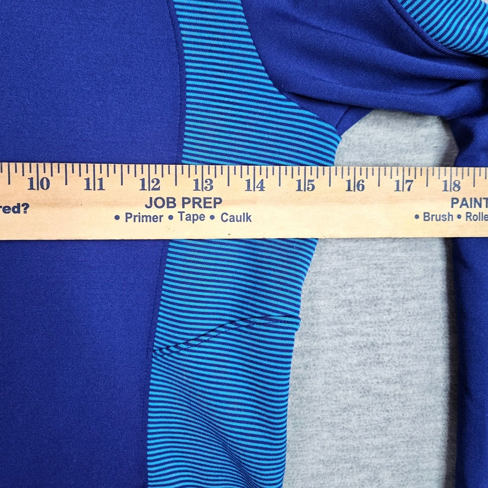 Athleta Athleta Women’s Blue Spotlight Long Sleeve Pullover Running Gym Top XXS Size 2XS Regular Crew Neck Activewear Top Size XXS / US 00 / IT 34 - 3 Thumbnail