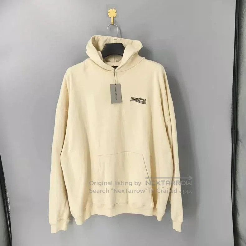 Balenciaga Balenciaga Beige Coke Logo Sweatshirt. Size US XS / EU 42 / 0 - 1 Thumbnail