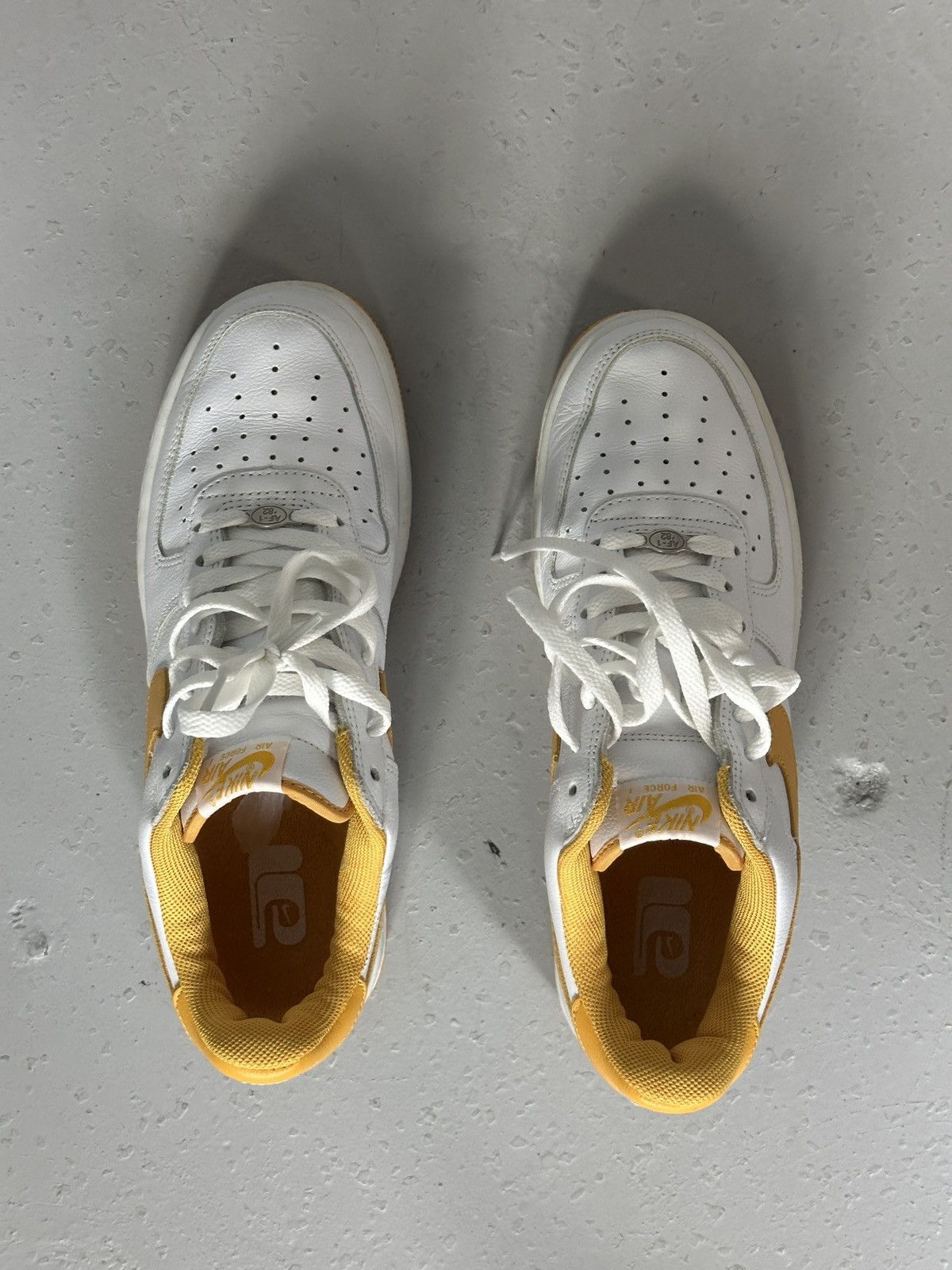 Nike Air force 1 White Canyon Gold 2002 Size US 10.5 / EU 43-44 - 5 Thumbnail