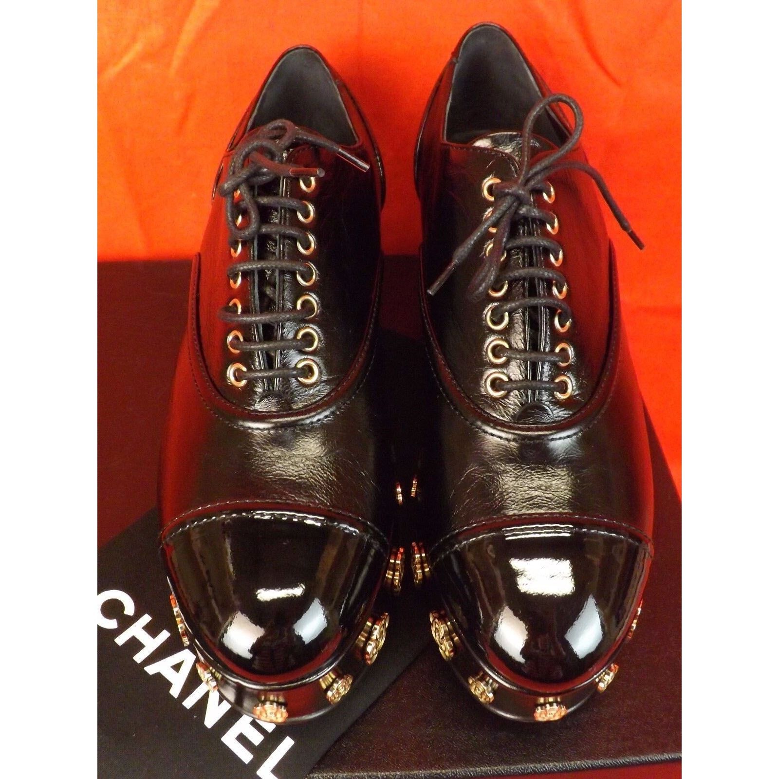 Chanel BLACK LEATHER CAMELLIA CC PLATFORM CAP TOE OXFORDS 39 Size US 8 / IT 38 - 8 Thumbnail