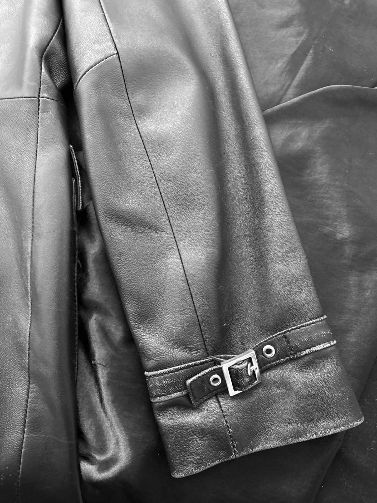 Vintage Iconic super long matrix leather coat Size L / US 10 / IT 46 - 9 Thumbnail