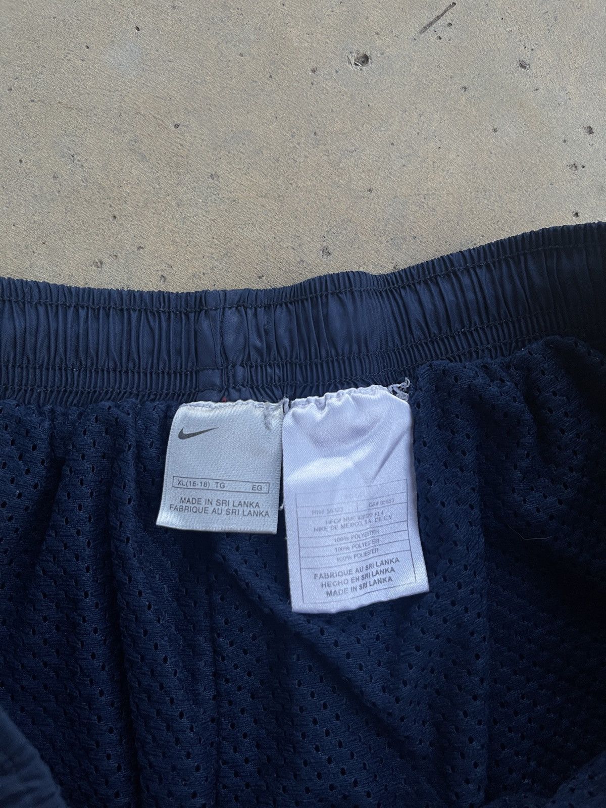 Nike Vintage Nike fleece track pants XL 40-44 (white swoosh) Size US 42 / EU 58 - 5 Thumbnail