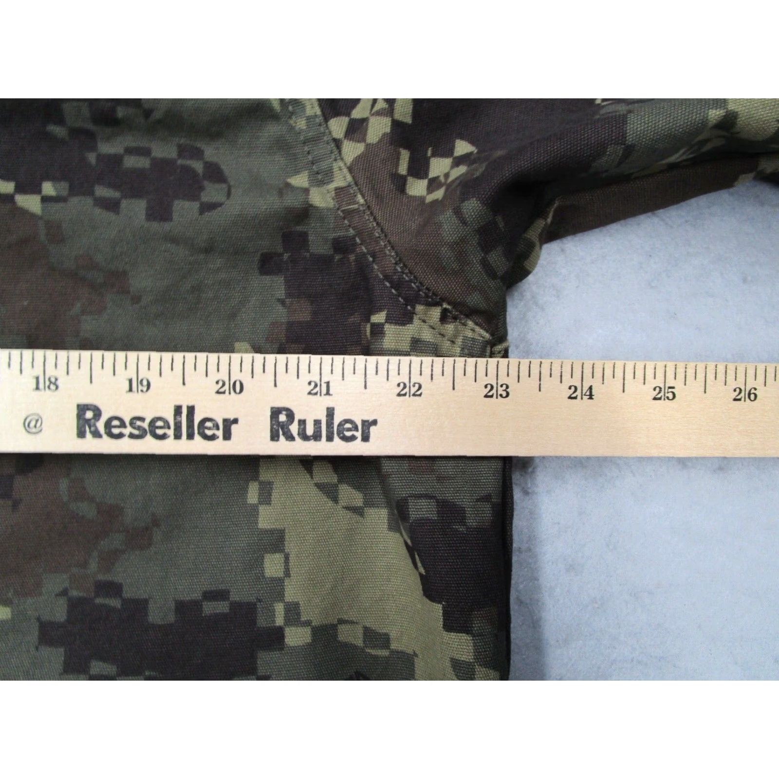 Vans VANS Jacket Mens Large Green Pixel Camo Snap Up Canvas Outdoor Skate Work Size US L / EU 52-54 / 3 - 7 Thumbnail