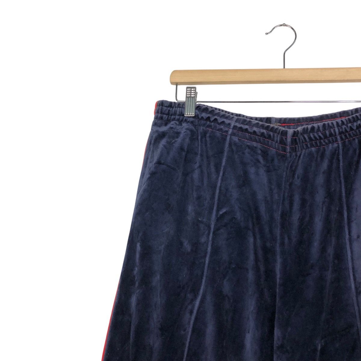 Levi's Levi’s Velour Track Pant — Navy Plush w/ Red Side Line Size US 30 / EU 46 - 8 Thumbnail