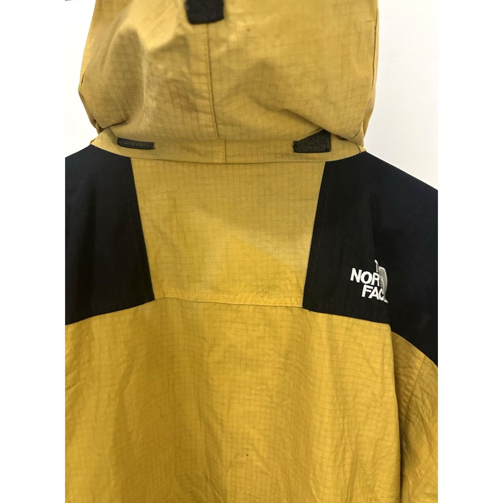 The North Face VTG 90s The North Face Summit Series Yellow Snow Full Zip Parka Jacket XL Mens Size US XL / EU 56 / 4 - 4 Thumbnail