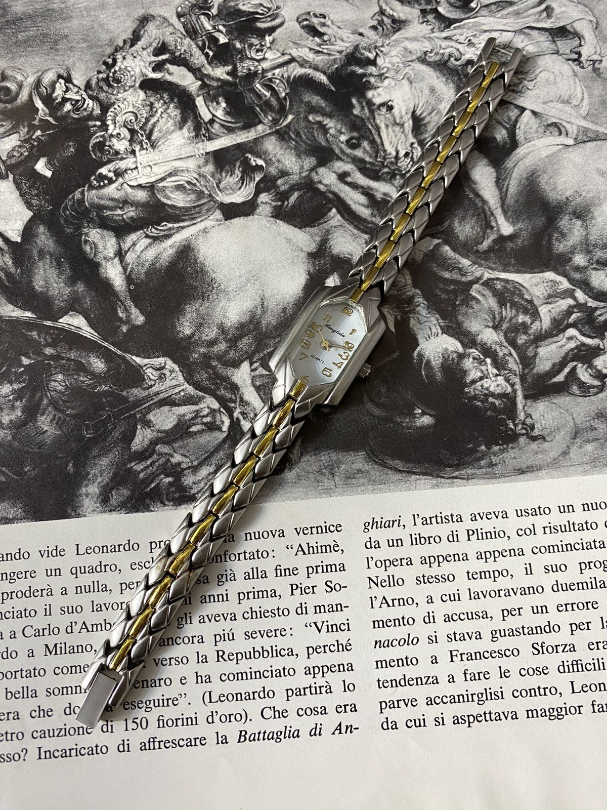 Jewelry Futuristic Watch: Elegant & Unique Design in Silver, Men's