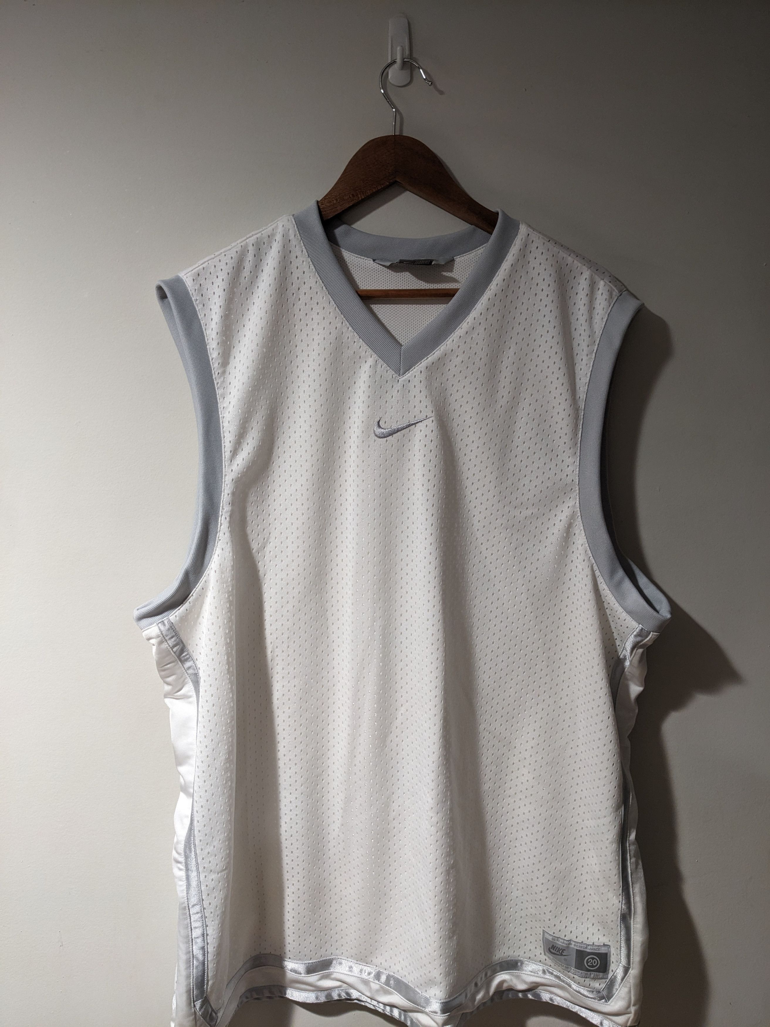 NBA × Nike × Vintage Vintage Y2K Nike Center Swoosh X-Large Basketball Jersey Size US XL / EU 56 / 4 - 1 Thumbnail