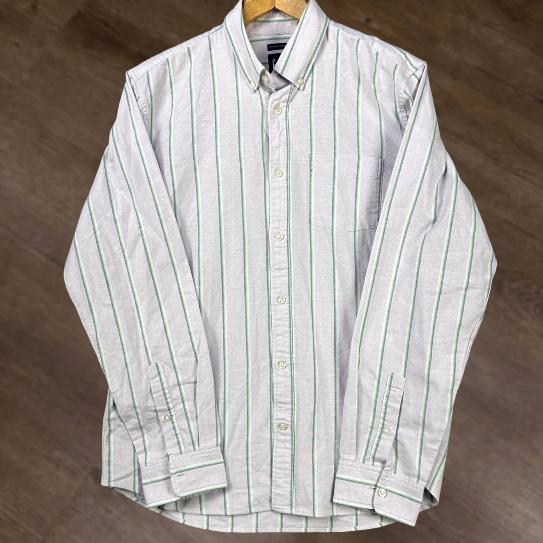 Gap Gap Mens Button-Down Shirt Large White Green Striped Pocket Stretch Casual NEW Size US L / EU 52-54 / 3 - 1 Thumbnail