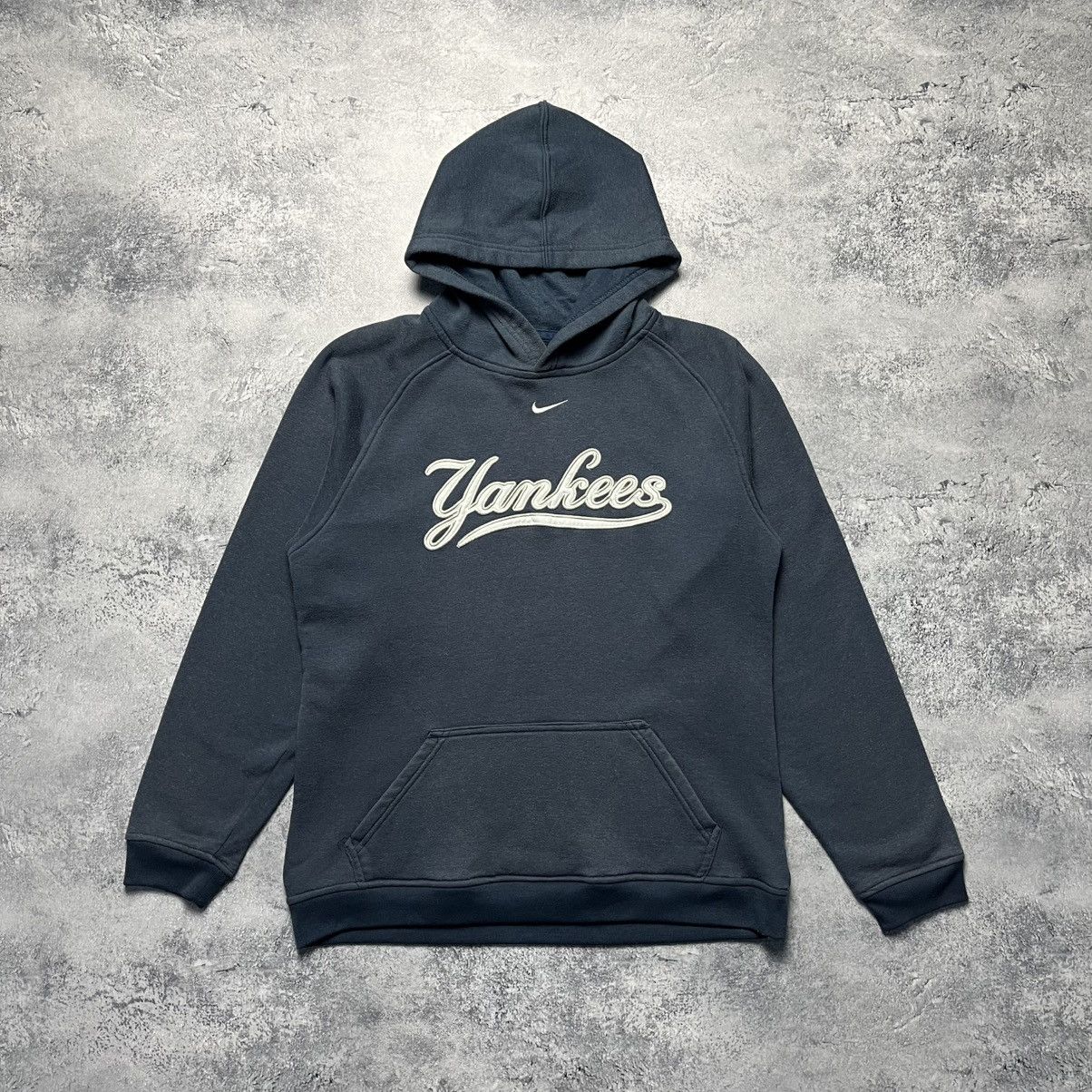 Vintage Nike New York Yankees Big Central Logo Hoodie Swoosh