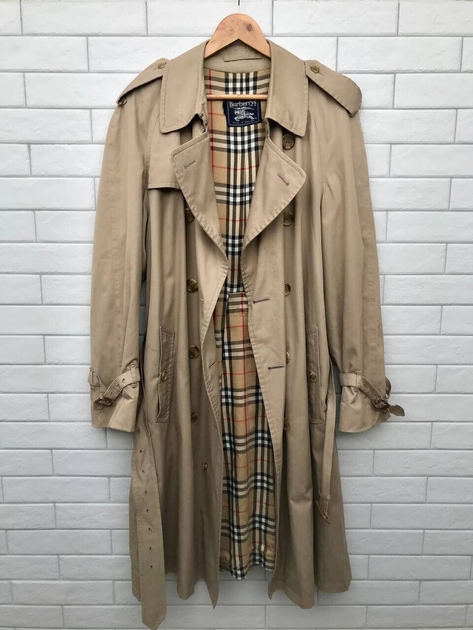 Burberry trench coat grailed hotsell