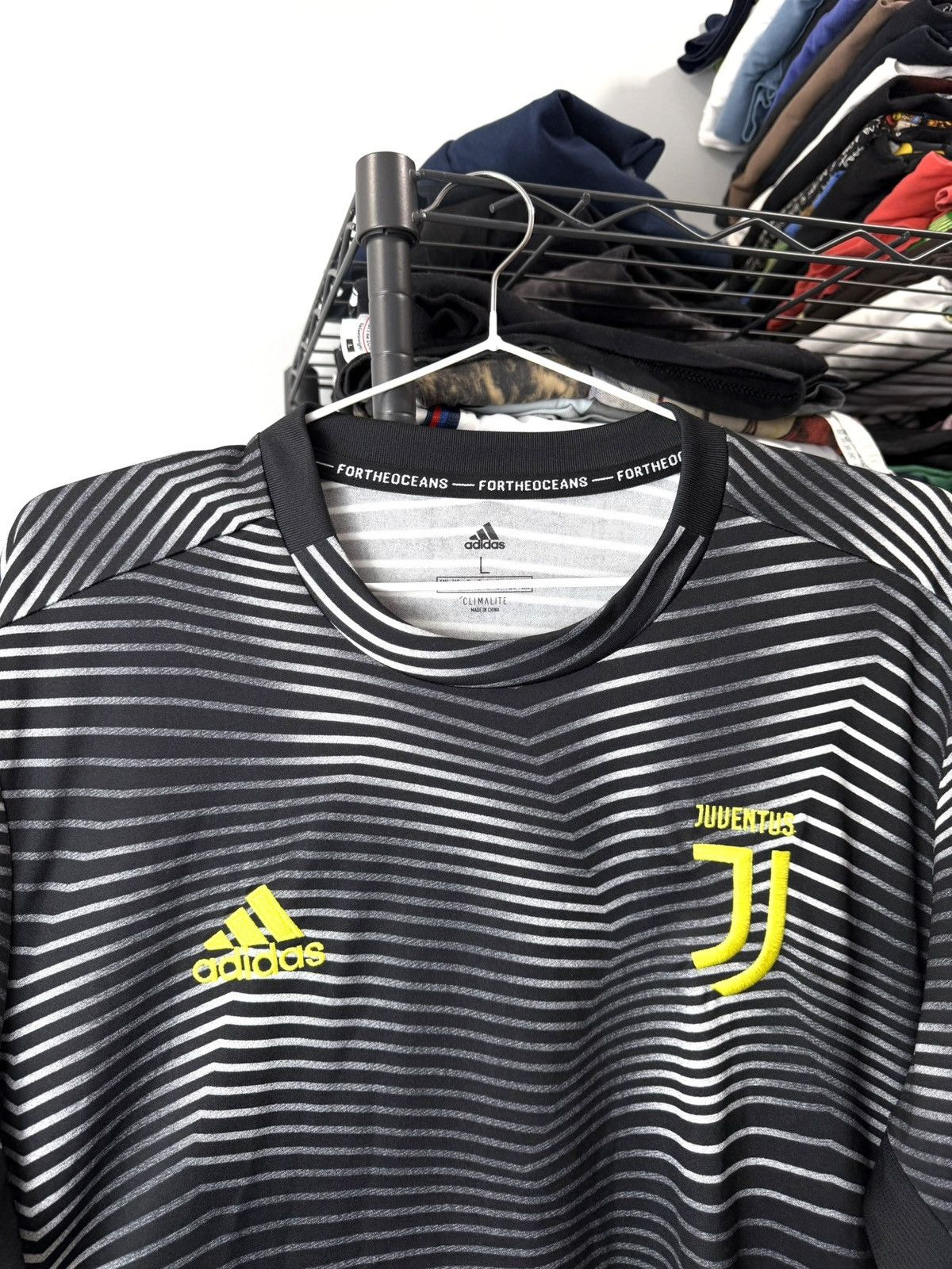 Adidas 18-19 Adidas Parley Juventus Soccer Jersey T Shirt Football Size US L / EU 52-54 / 3 - 3 Thumbnail