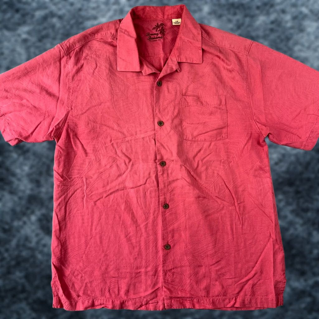 Tommy Bahama Tommy Bahama Aloha Hawaiian Shirt Large Red 100% Silk Short Sleeve Loop Collar Size US L / EU 52-54 / 3 - 1 Thumbnail