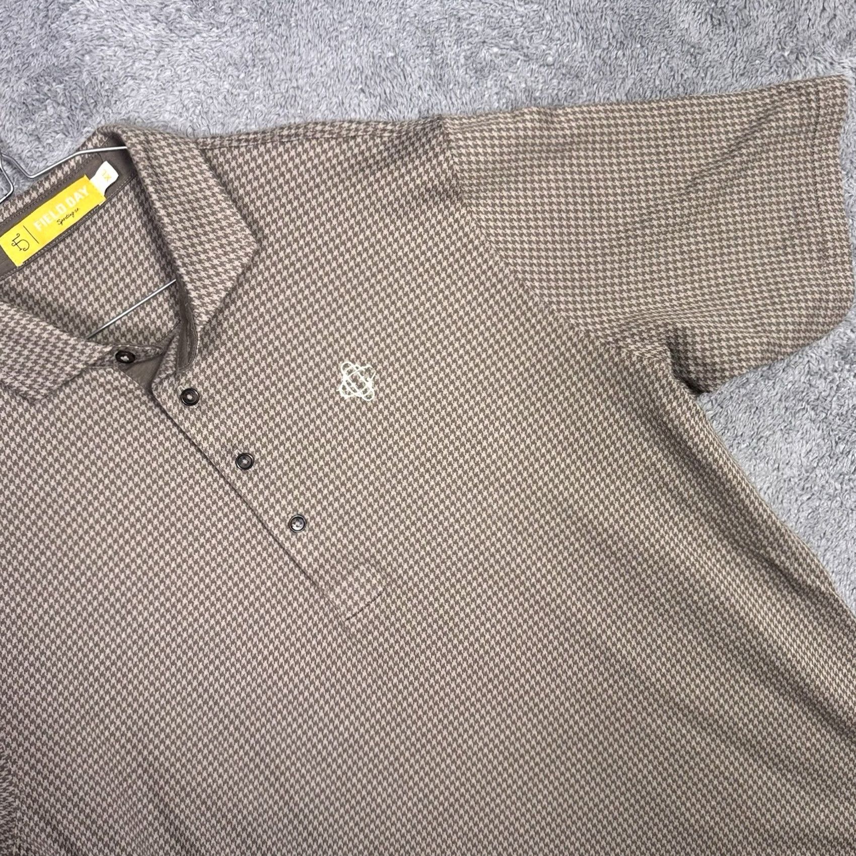 Vintage Field Day Sporting Co. Polo Shirt Men XL Houndstooth 100% Pima Cot Notch Collar Short Sleeve Brown 100% Cotton Polo Mens XL Size US XL / EU 56 / 4 - 5 Thumbnail