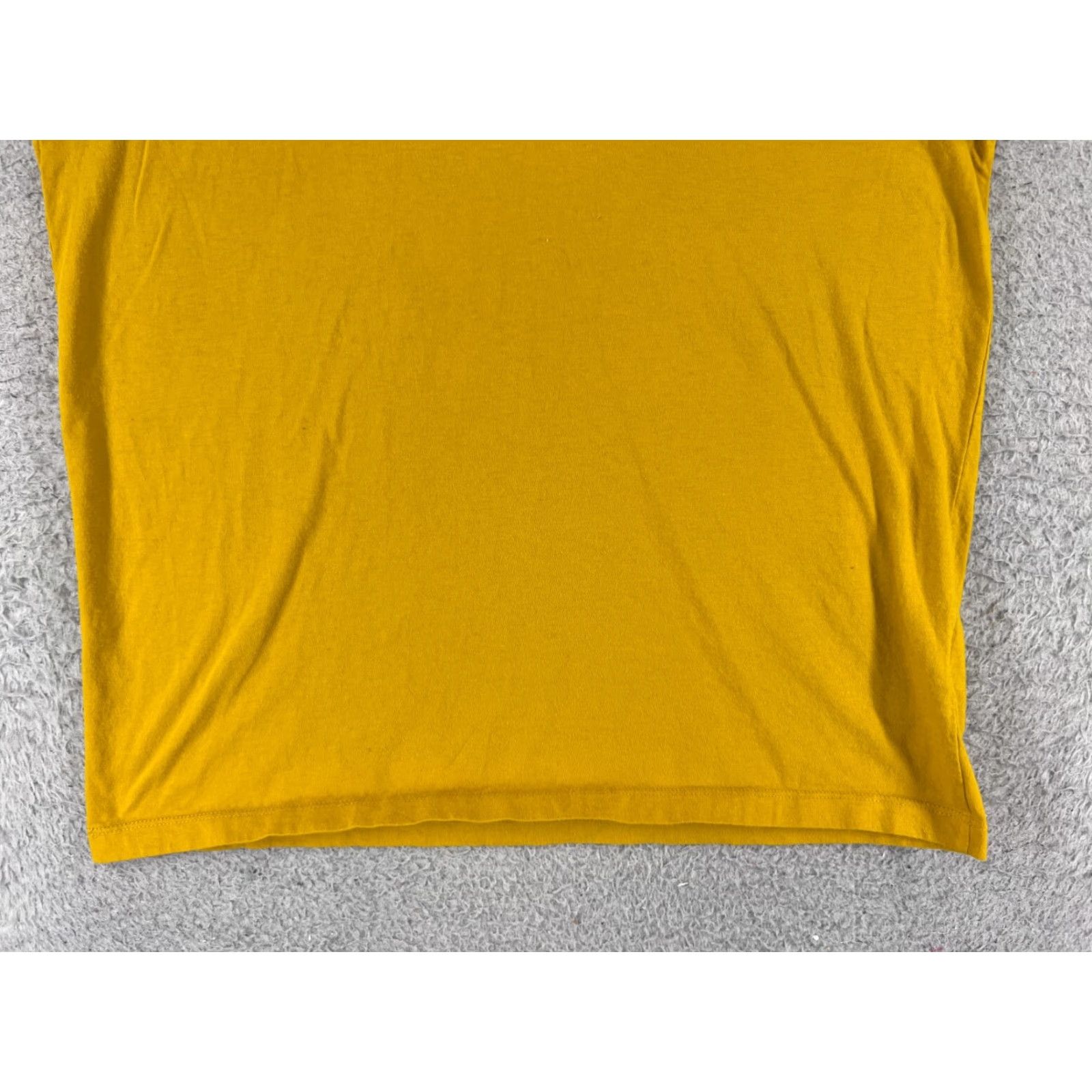 Patagonia Patagonia Shirt Men's Short Sleeve 100% Cotton Yellow Fitz Roy Print T-Shirt Small 100% Cotton USA Logo All Seasons Regular Fit Adult Size S Mens Size US S / EU 44-46 / 1 - 5 Thumbnail