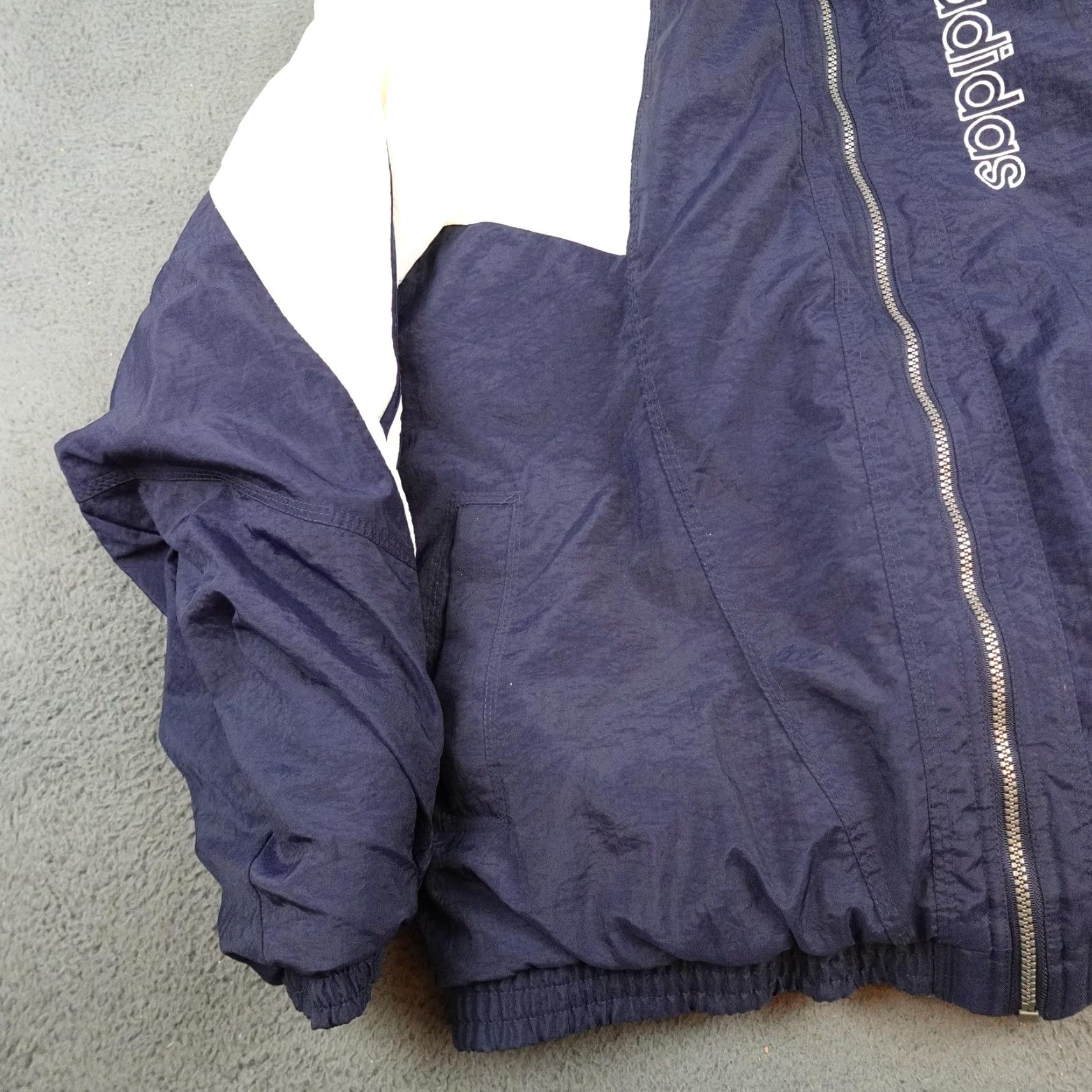 Adidas VINTAGE Adidas Jacket Mens XL Blue Windbreaker Hooded Coat 90s Sports Size US XL / EU 56 / 4 - 3 Thumbnail